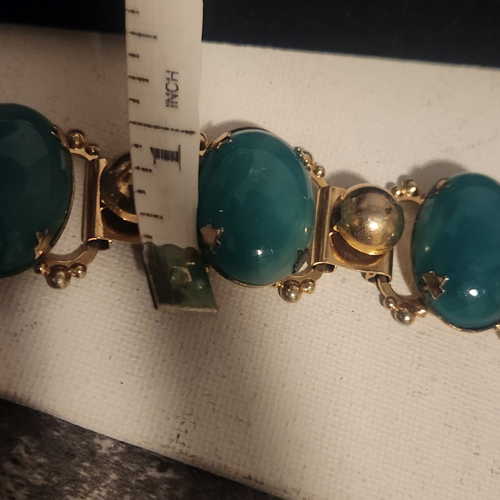 Vintage Gold Tone Green Oval Cabochon Link Statement Bracelet Retro 6 inch