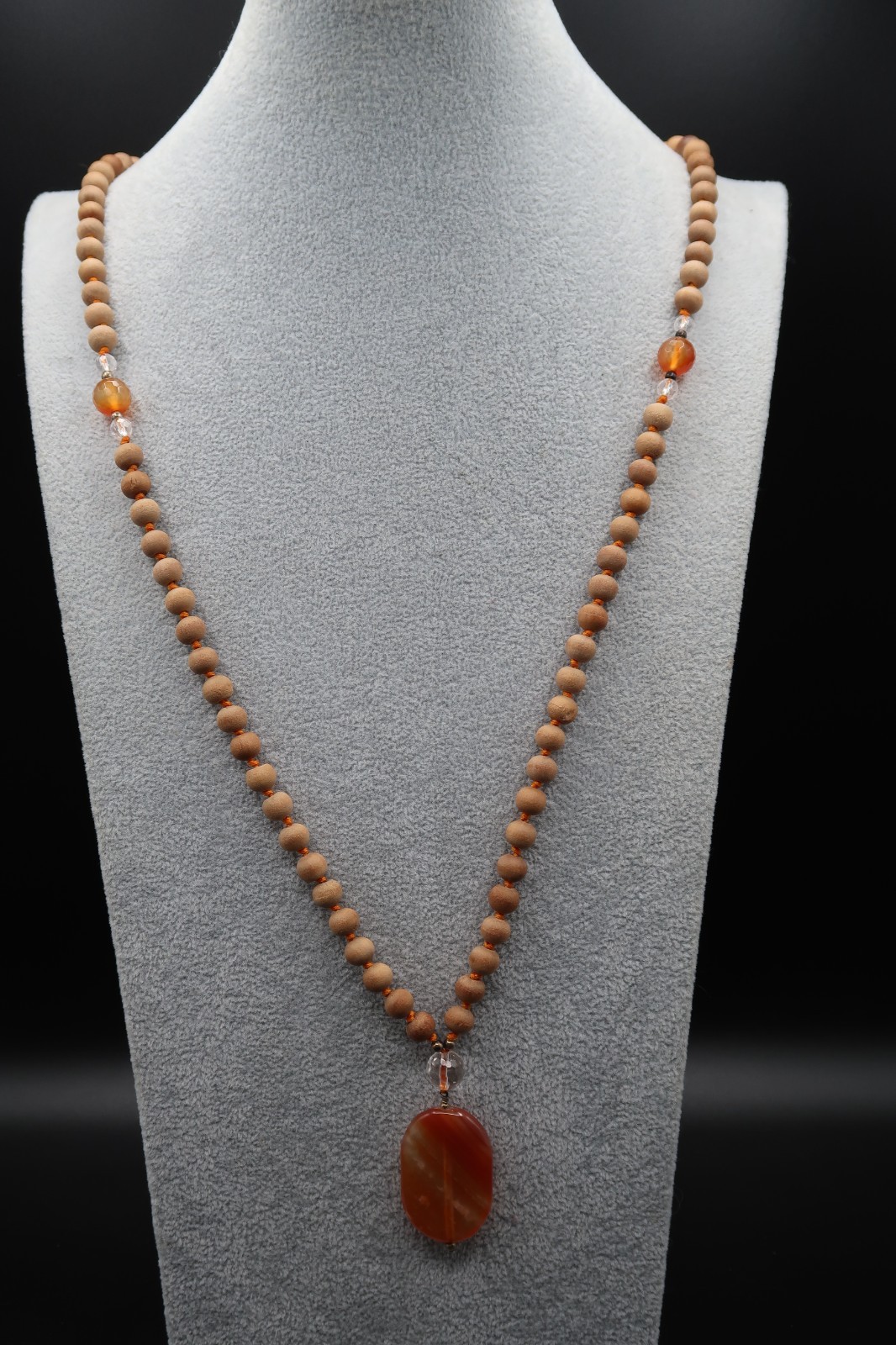 Vtg Hand Knot Strung Wood Bead Carnelian Agate Pendant Necklace Blooming Lotus