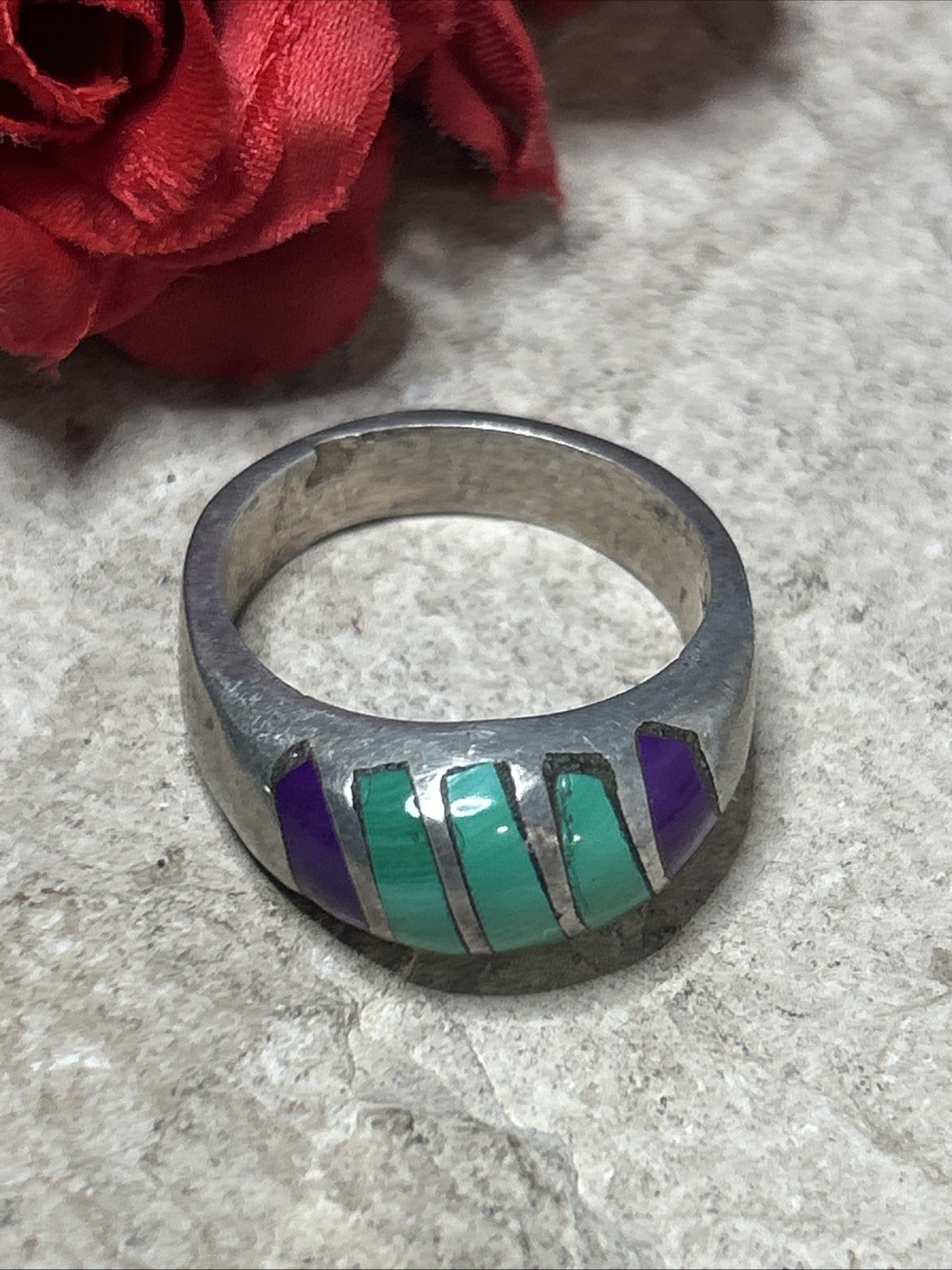 50. Vintage TAXCO Sterling 925 Green Purple Stone Inlay Ring 8.25s, 10.8g, Mex