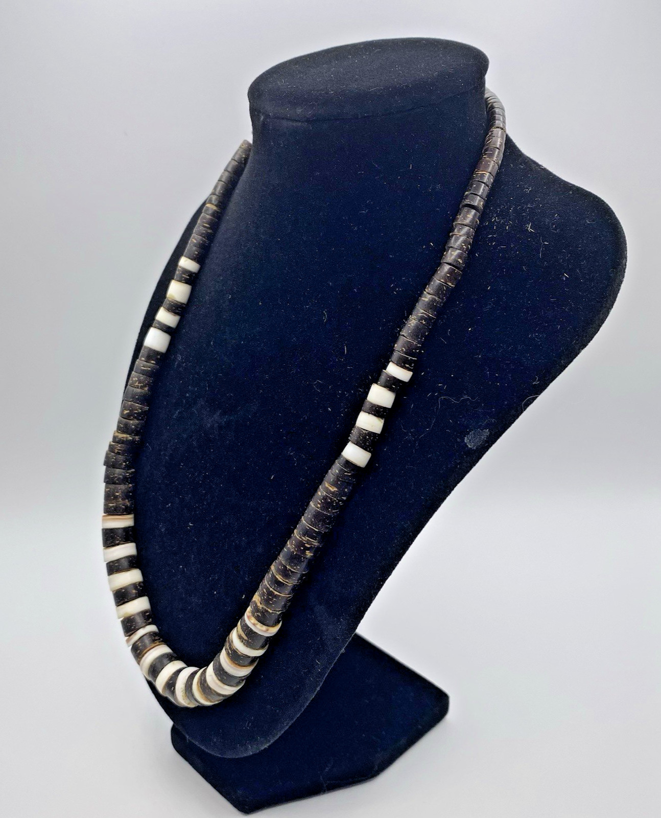 Vintage Coconut and Shell Beaded Graduated Necklace Brown White Barrel 18 inches