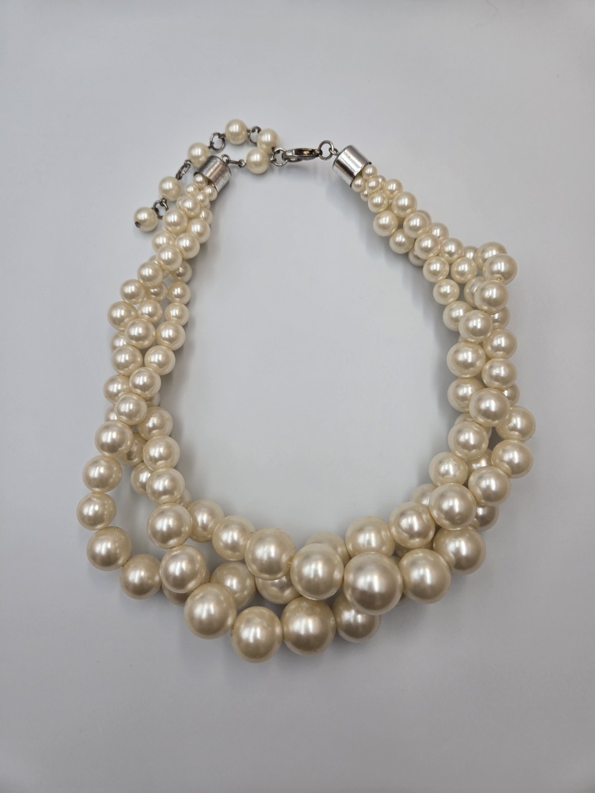 3 Strand Graduated Faux Pearl Choker Necklace Ivory color bold statement 221