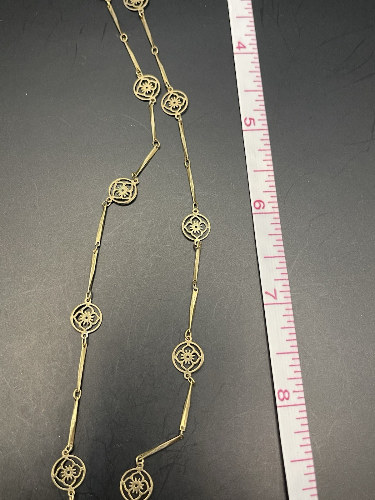 Avon Flower Lace Necklace Dainty Bar Link Chain Gold Tone Floral Vintage