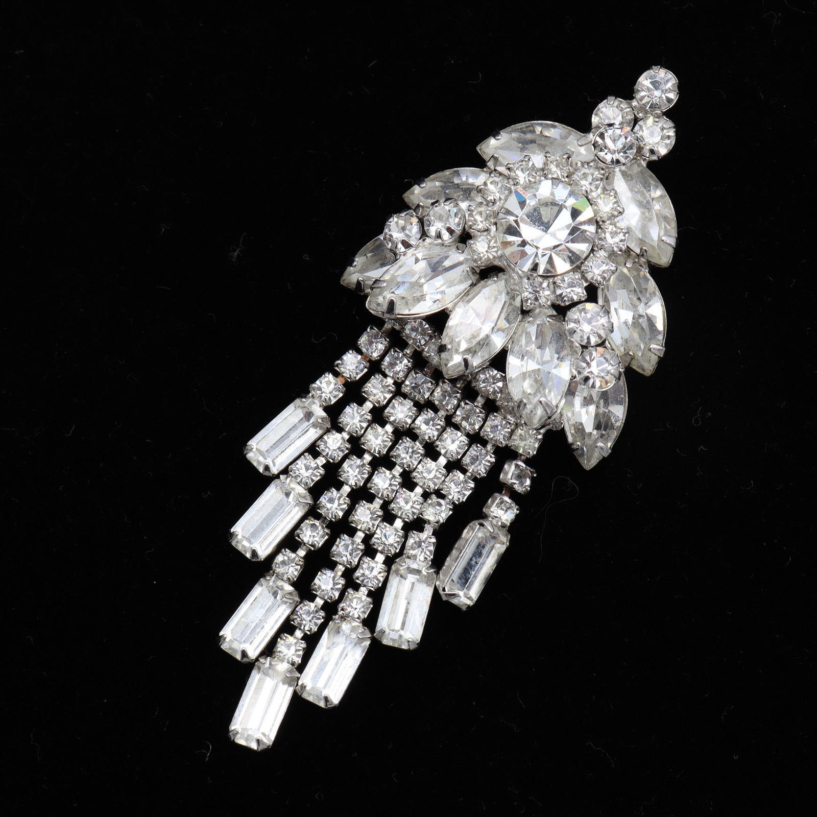 Vtg Juliana D&E Clear Rhinestone Brooch Pendant Dangle Fringe Pin Layered