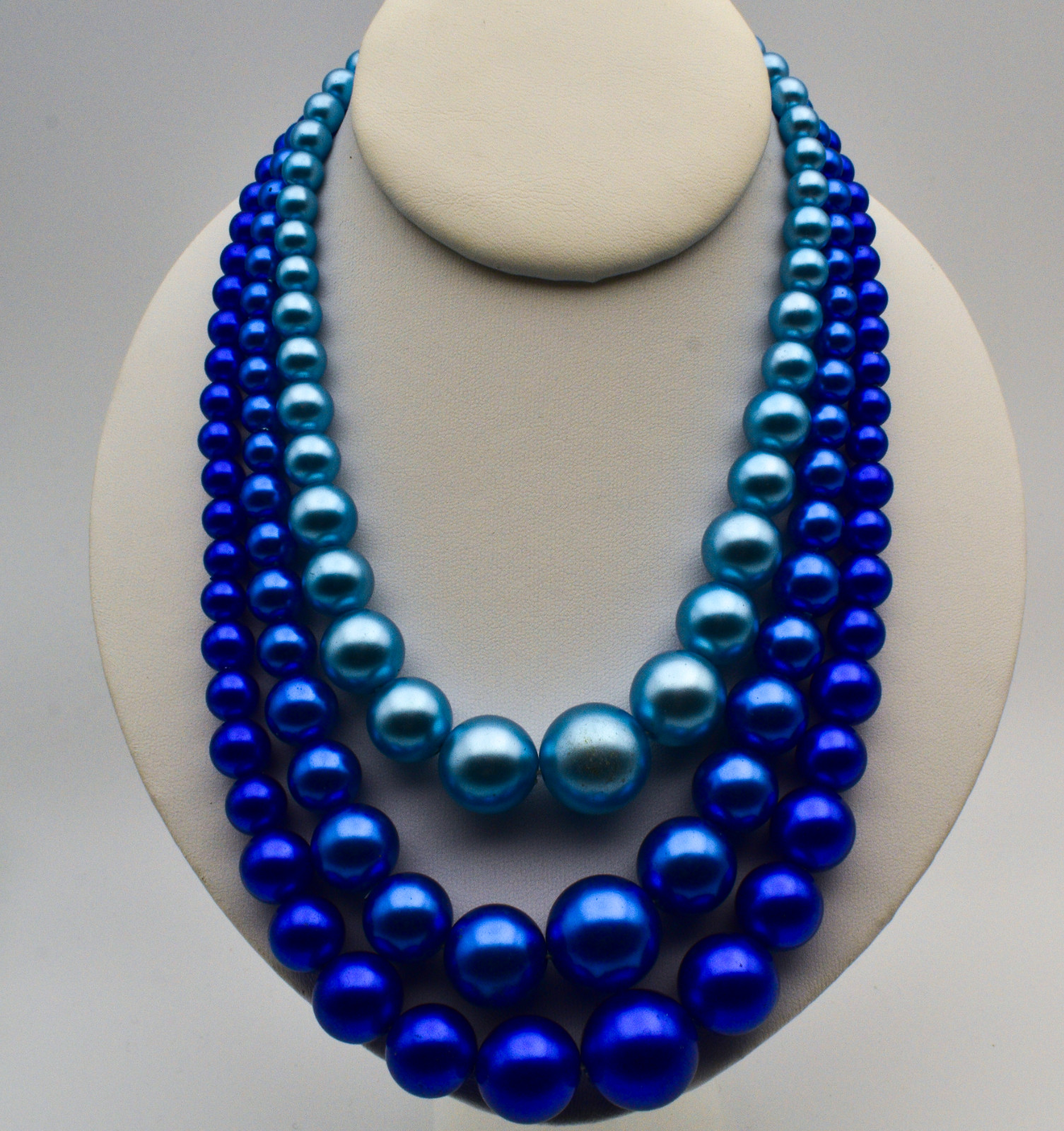 Blue 3 Strand Graduated Faux Pearl Necklace And Clip On Earrings Set Japan