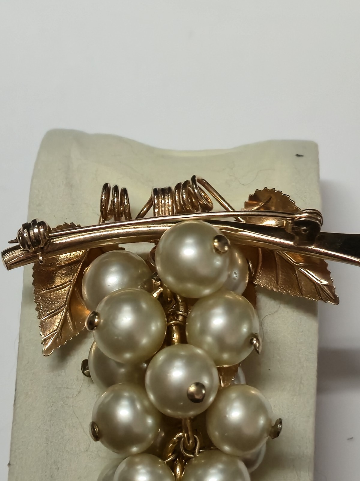 Vintage 1940s Gold Plated Faux Pearl Brooch In Form Of A Bunch Of Grapes