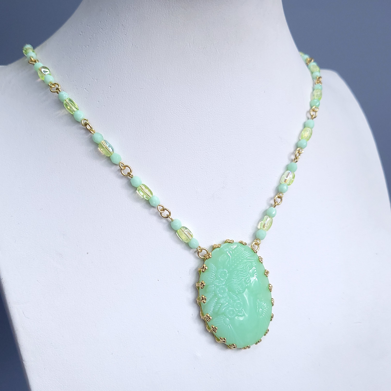 Uranium Glass Necklace 21” Cameo Pendant Vaseline Green Czech Beads