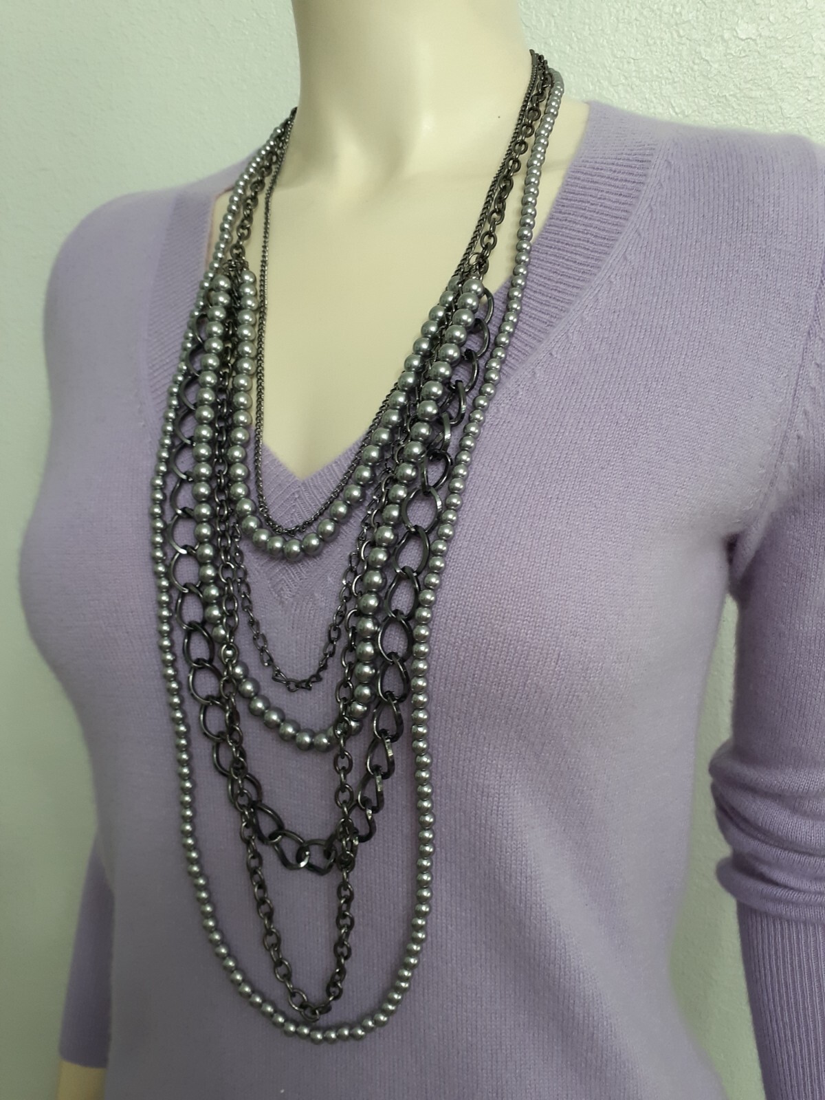 Women fashion jewelry 7 strips of gray pearls and black metal chain 20 t0 23″.