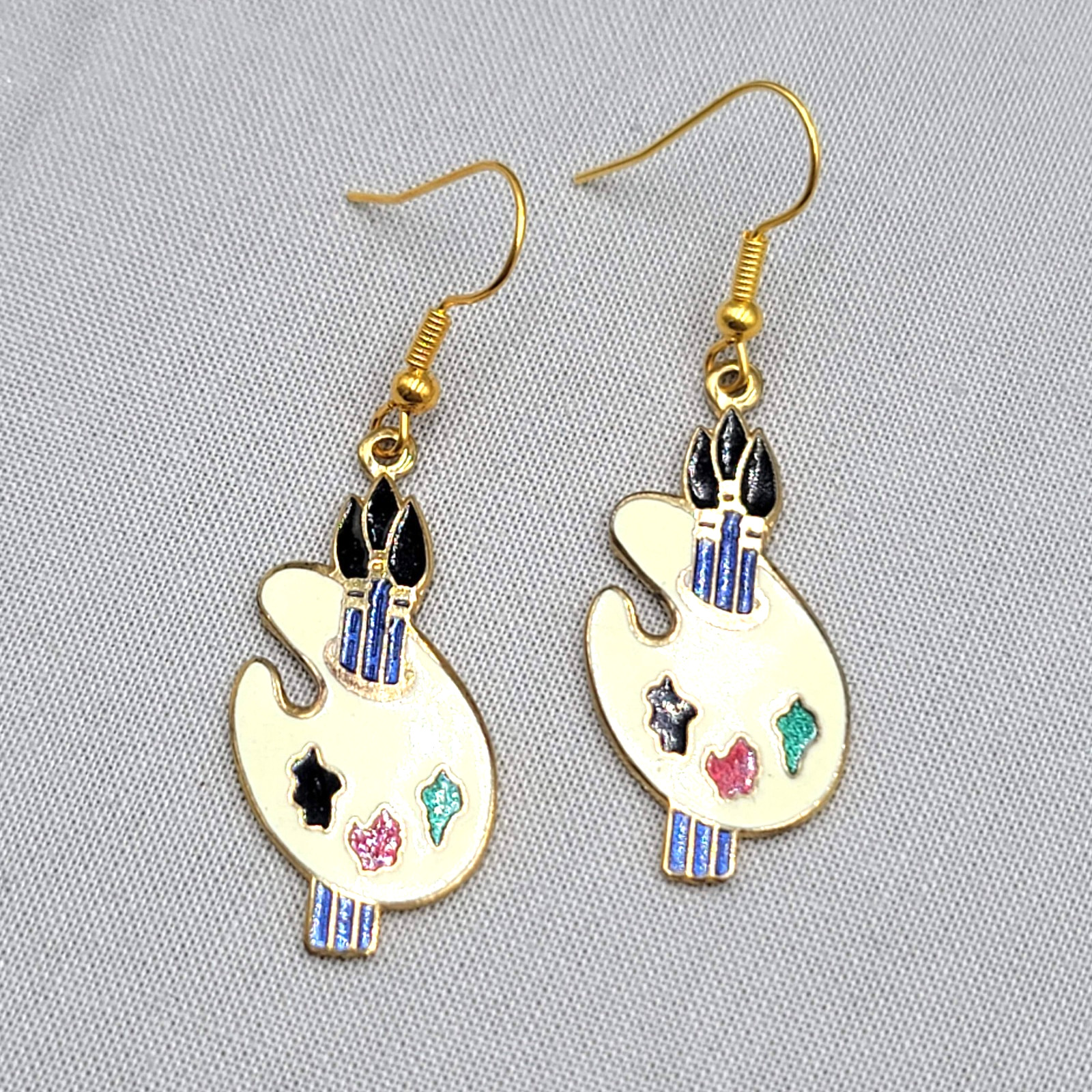 Vintage Artist Palette Cloisonne Enamel Pierced Earrings Gold tone Dangle 1.25″