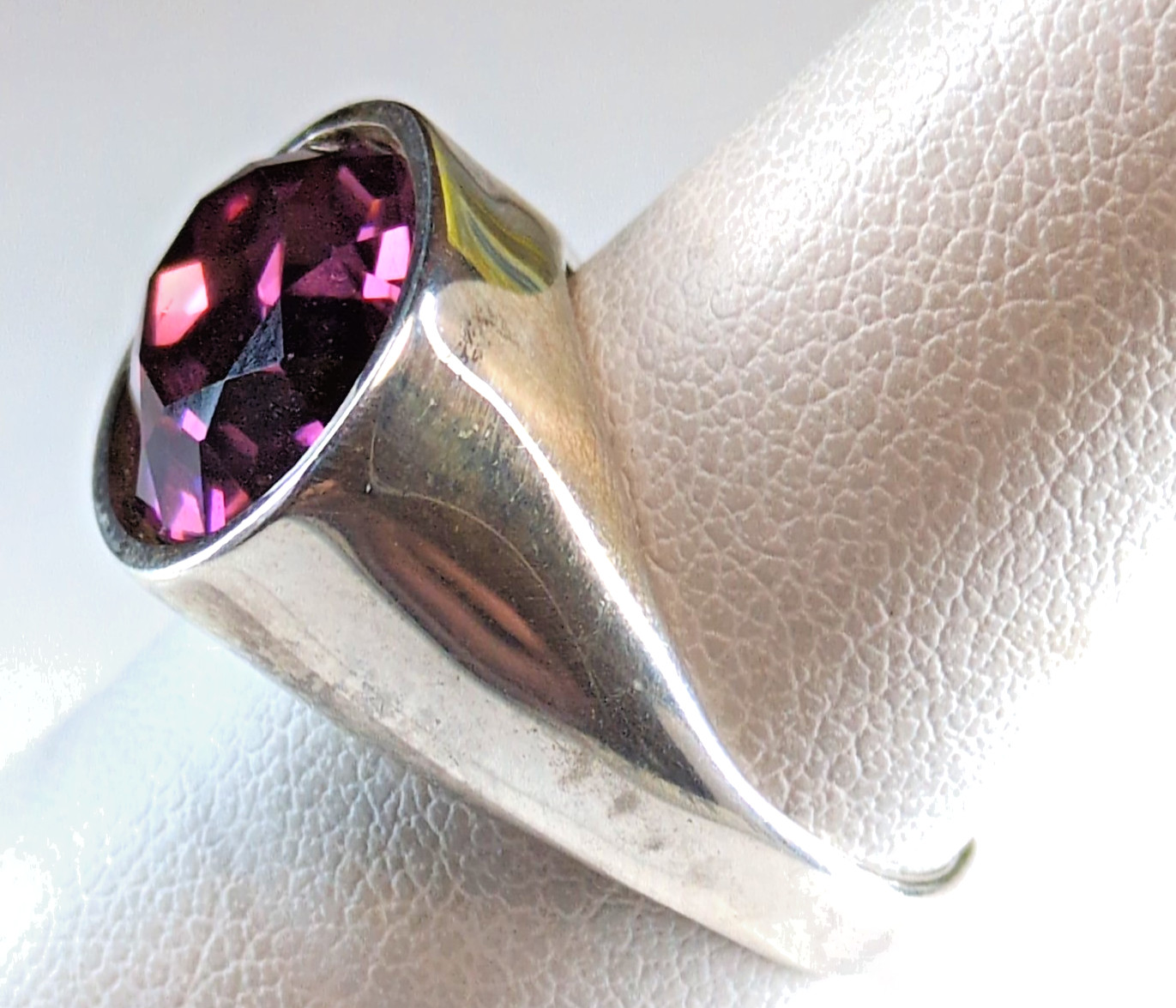 Faceted Orchid Purple Art Glass Sterling Silver 925 Signet Studio Ring Modernist