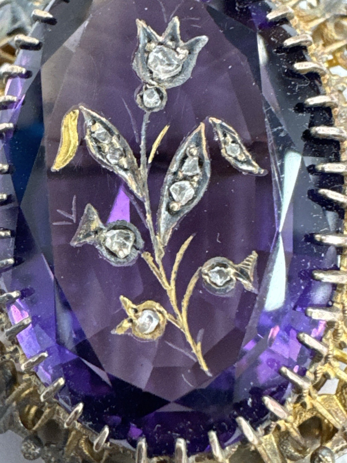 Victorian . Amethyst.Brooch, Rose Of Sharon 18k Solid Gold 26 Grams