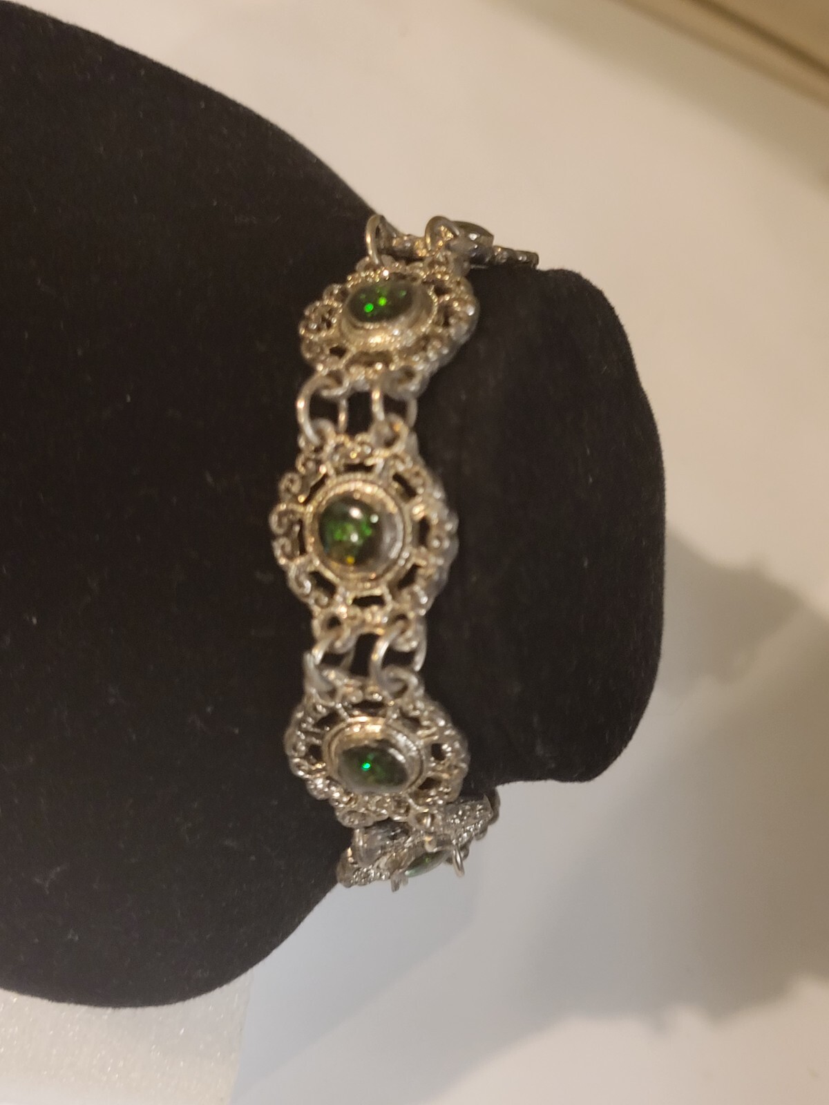 Vintage Mystic Green Stone Small Size 6″ Bracelet