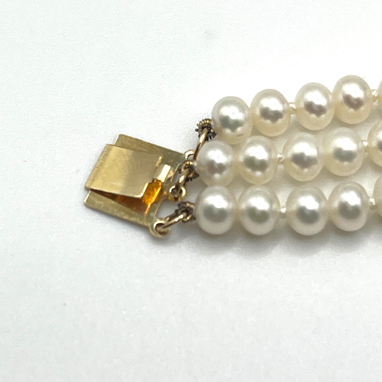 Estate Pearl Bracelet Sz 6.5 Triple Strand 4mm Push Clasp 14K Gold Clasp Spacers