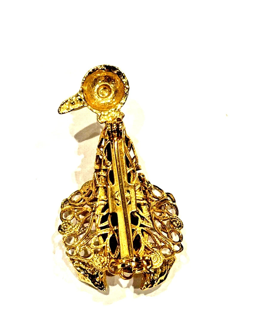 JJ AVON BUTTERFLY FISH DUCK BIRD TEDDY BEAR BEE BAMBOO BROOCH BRACELET LOT 11 EU