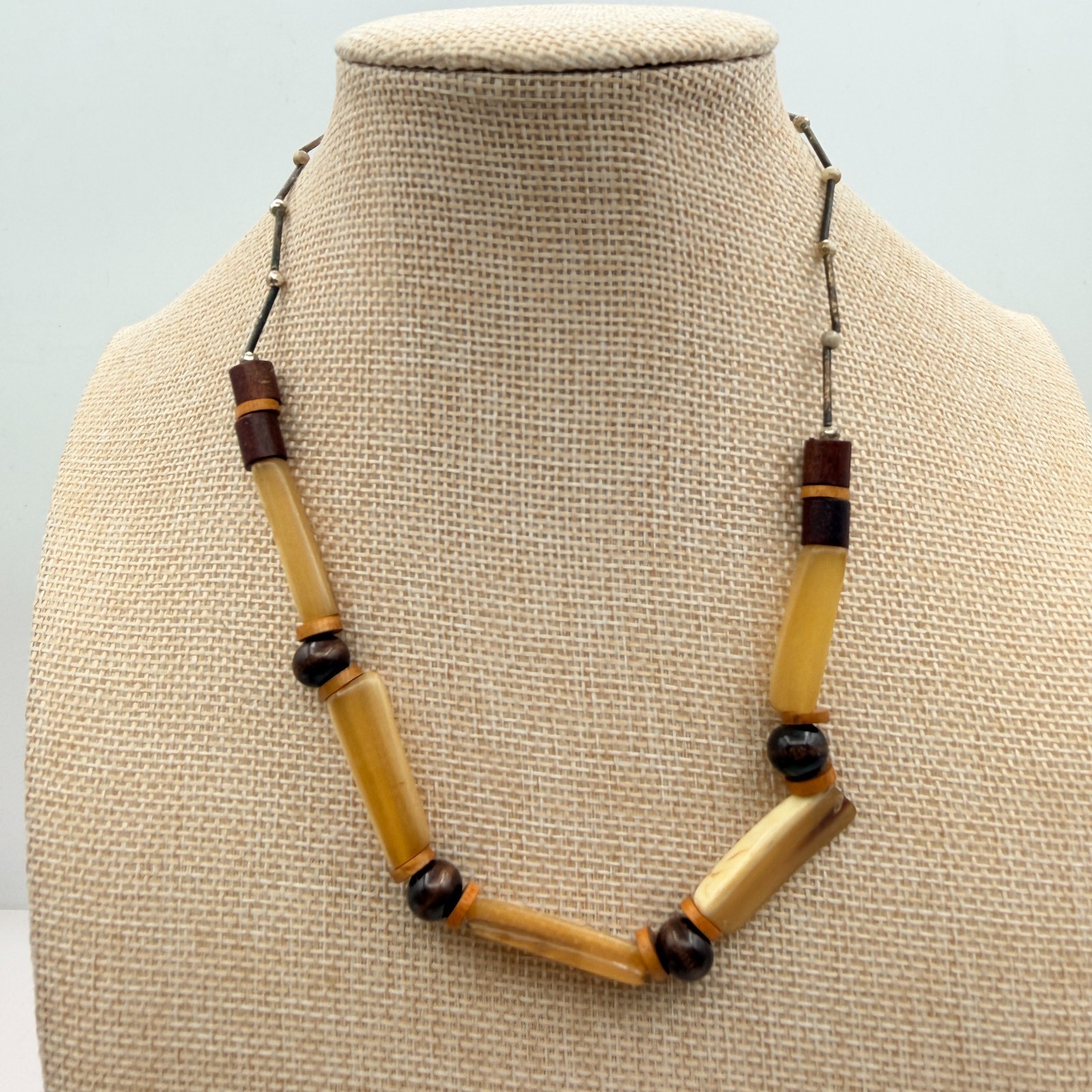 Vintage 90s Earthy Wood & Horn Bead Necklace Boho Ethnic Fashion Women’s Jewelry