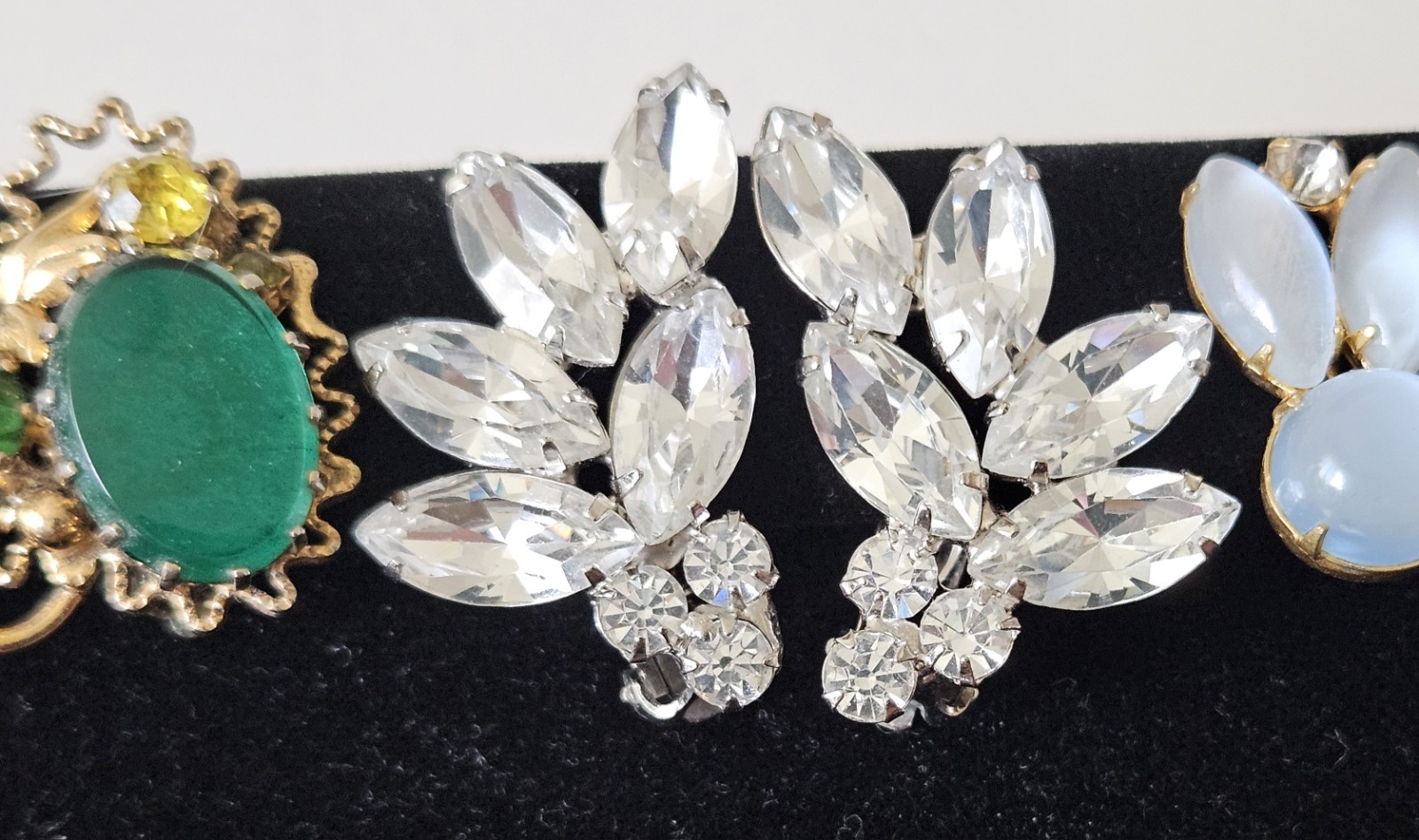 Stunning Lot Clip-On & Screwback Rhinestone Earrings High Quality 50s-80s