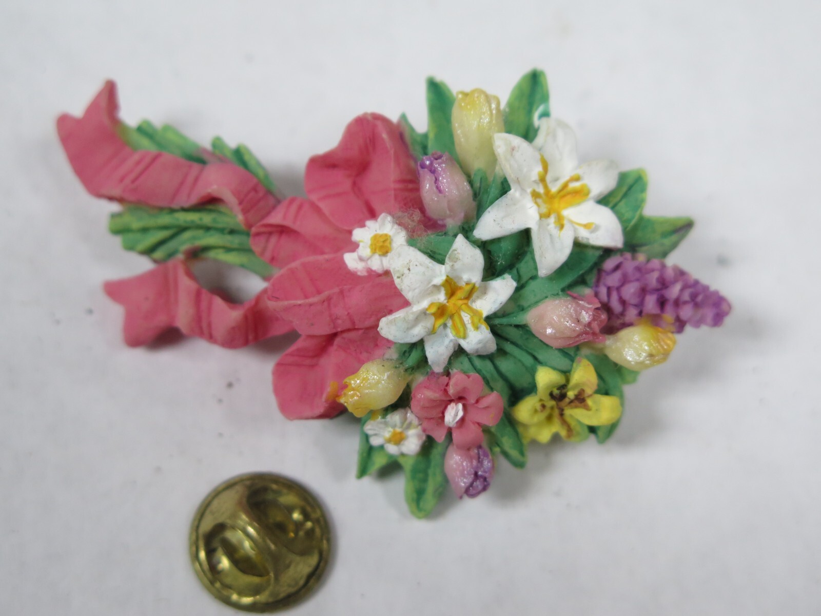 Vintage Estate Store Jewelry – Bouquet Brooch Pin – Pink White Yellow Flowers