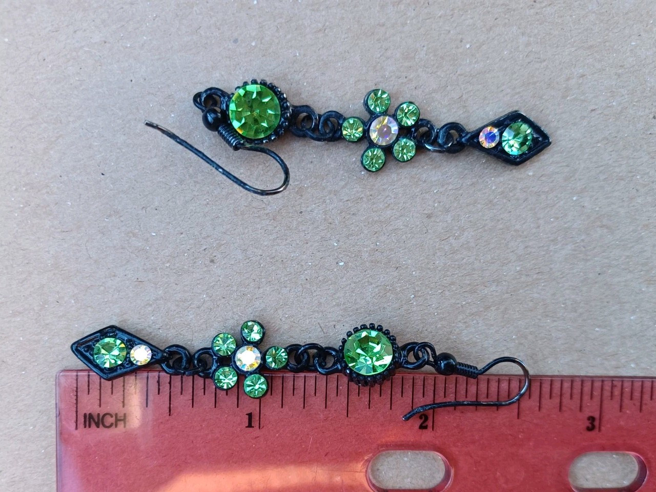 Vintage 90’s Y2K 2000’s Retro Green Rhinestone Long Floral Earrings Black Enamel