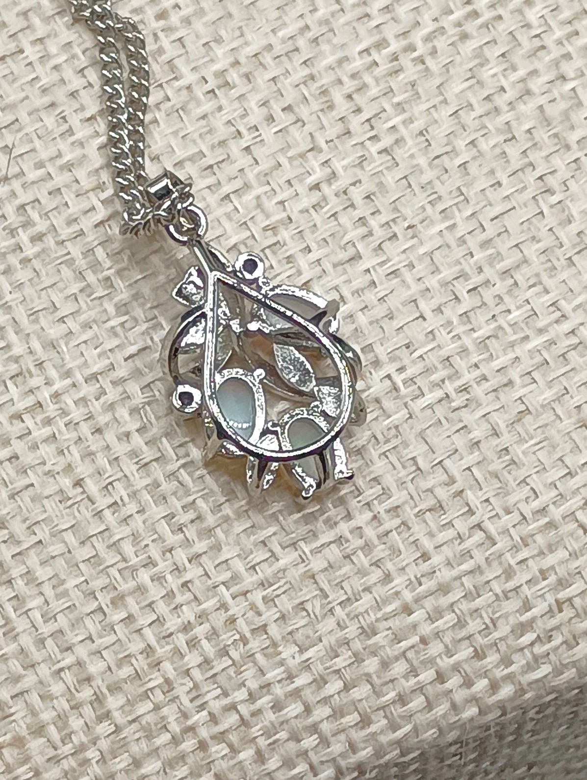 Vintage Opal Rhinestone Pendant Necklace Silver Tone Floral Cluster Vine 19″