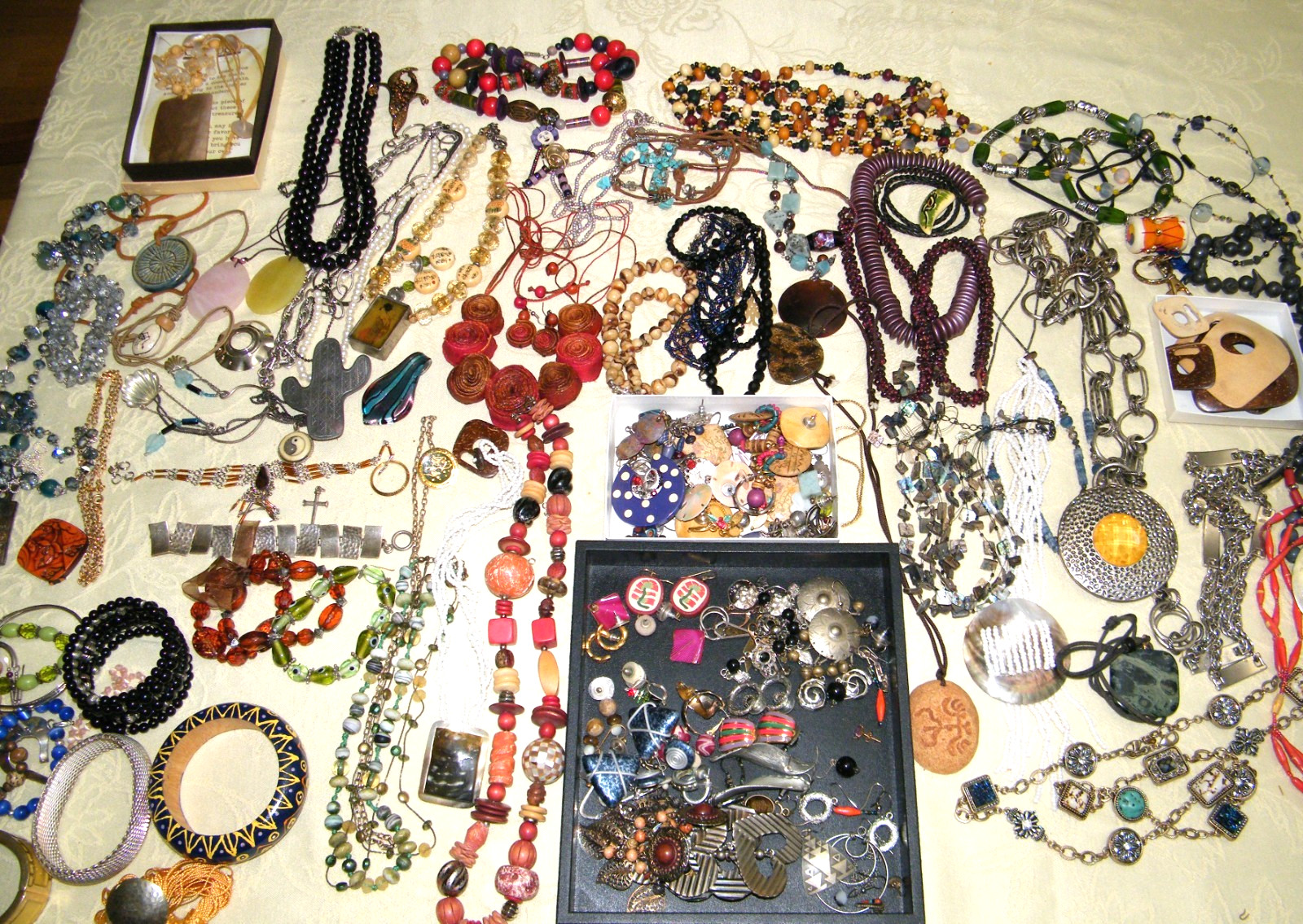 Large Lot of Vintage Estate Jewelry – 7 lbs