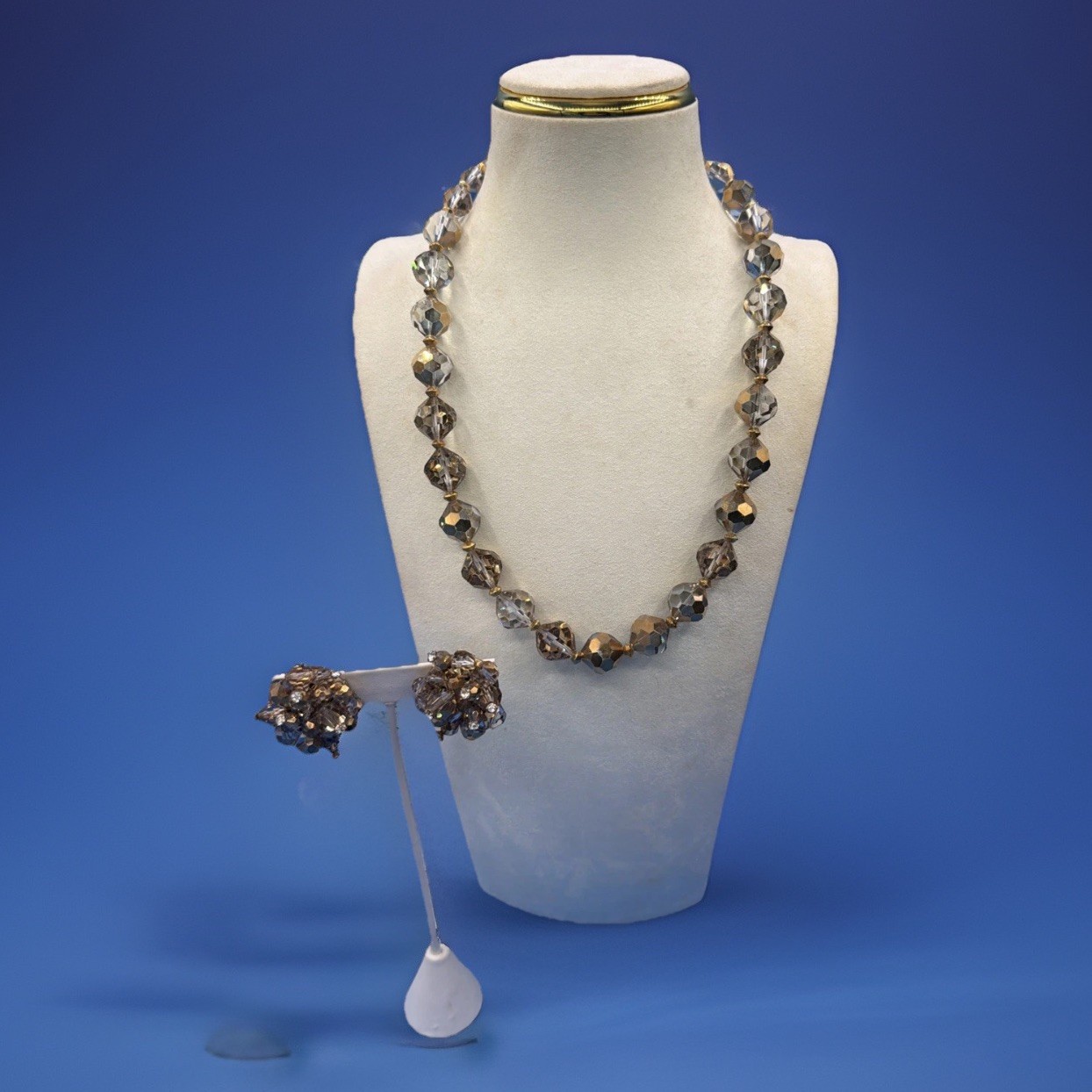 Vintage Faceted Glass Bead Necklace & Clip Earrings Set – Elegant Retro Jewelry