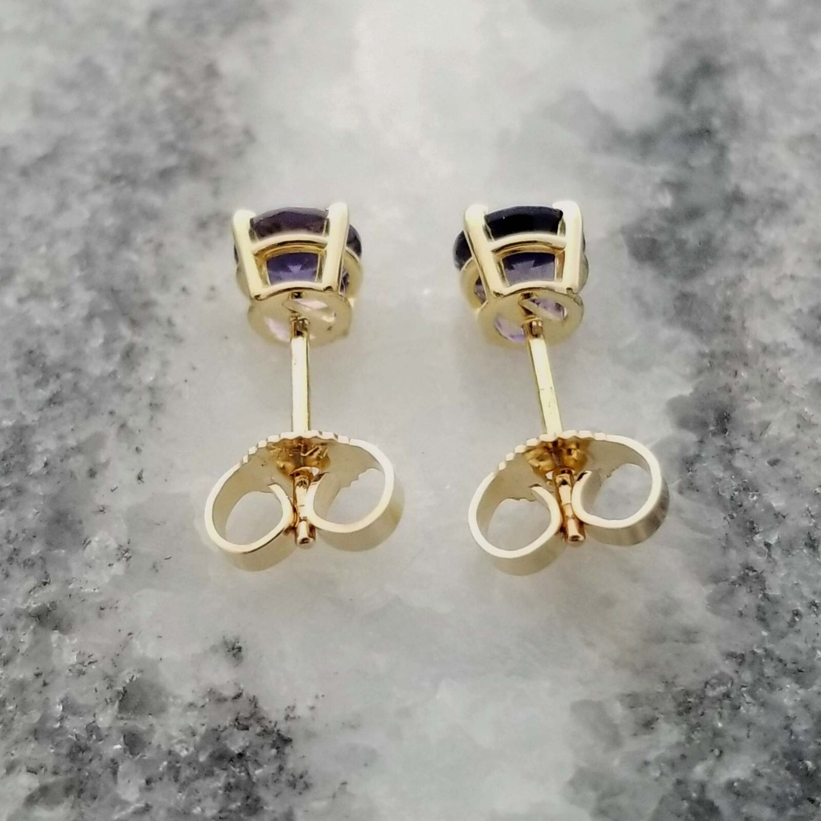 Vintage Iolite 14k Gold Post Earrings, 5mm Round Blue Purple Gemstone, Prong Set