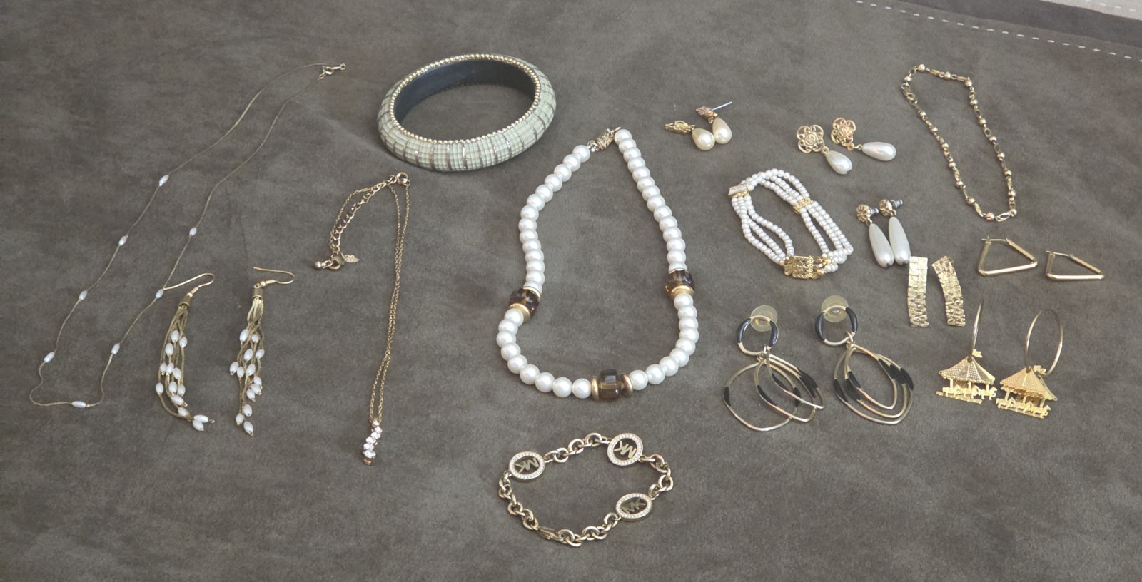 Vintage 50s/60s And 80s High End Costume Jewlery Lot Of 14