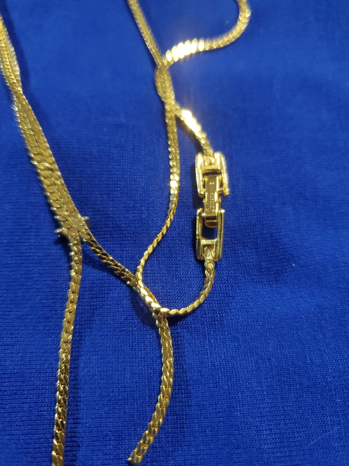 Mixed Lot 5 Pieces * Monet * Avon * Goldette *3 Necklaces*2 Sets of ER