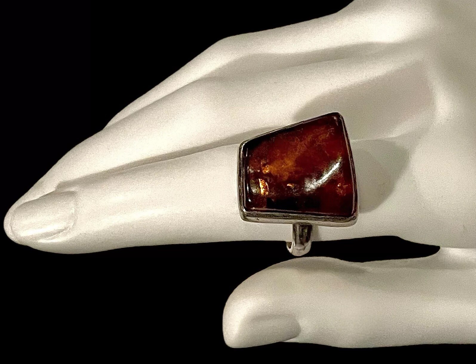 Vintage Baltic Sea COGNAC AMBER Ring Sz 6 Brutalist Sterling Silver 10g Nice EUC