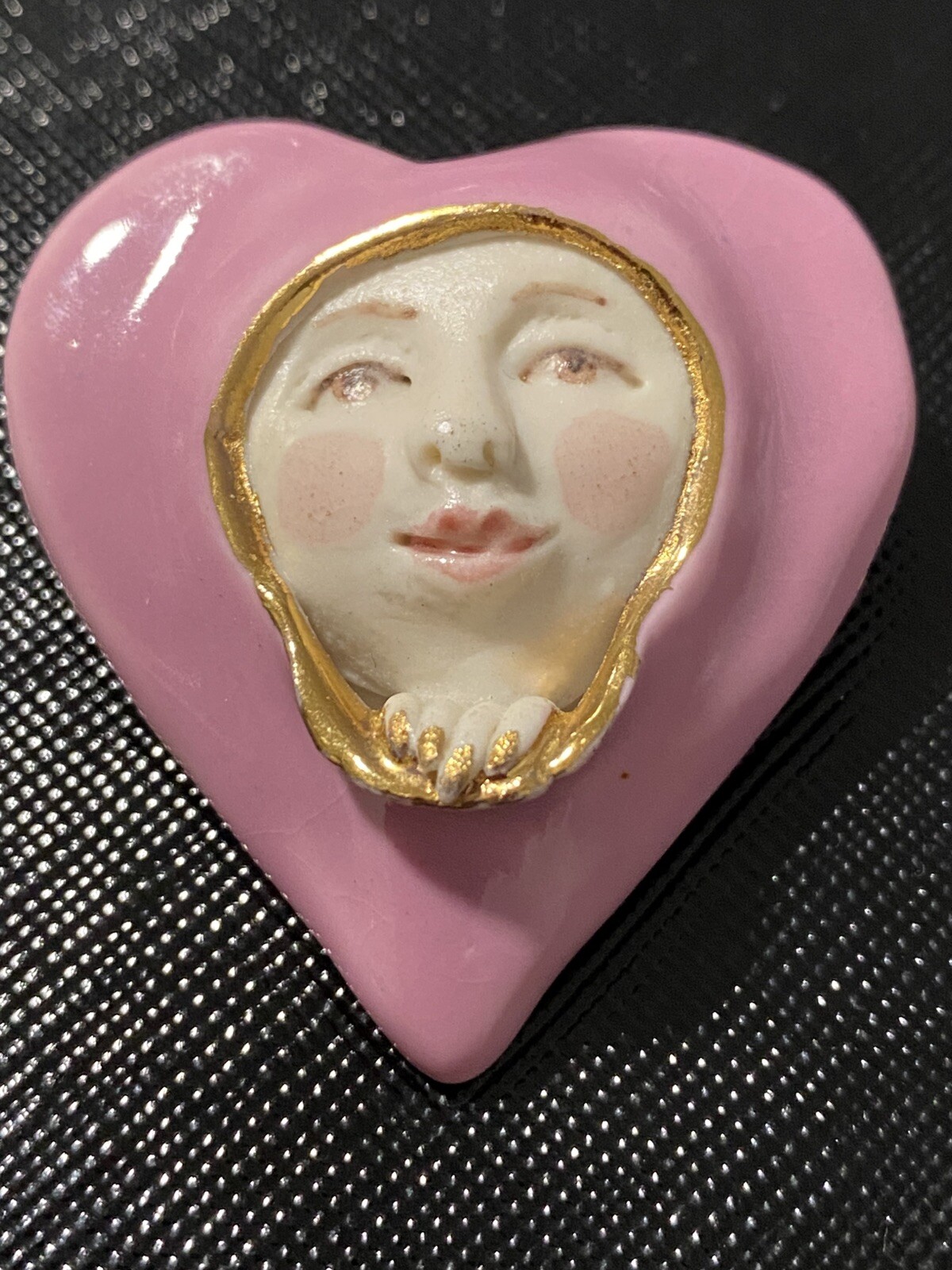 VNTG Clay Heart W/Face Getting Out Of Heart 3-D brooch Art deco Hand Made Sign