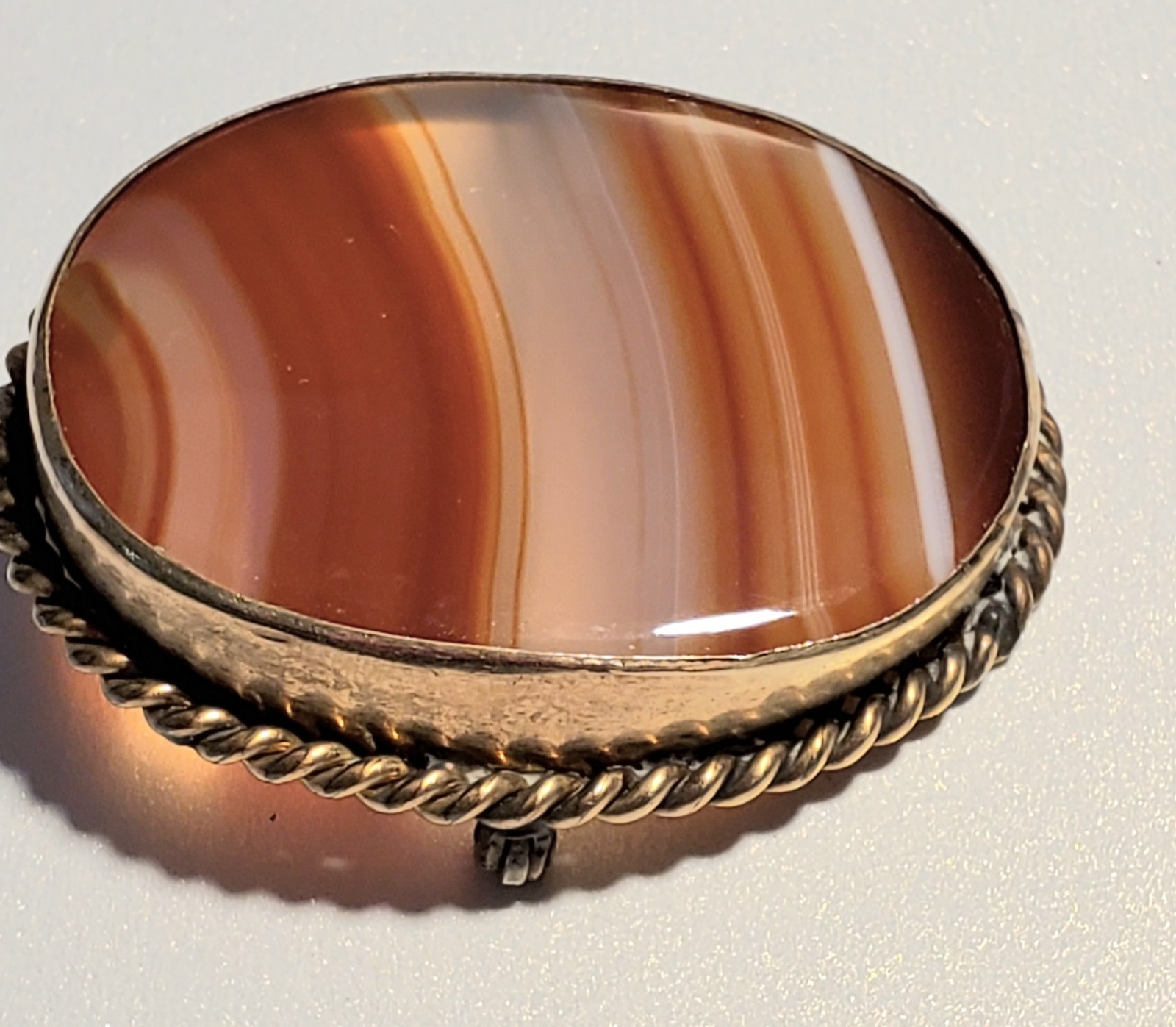 Antique Victorian Pendant / Brooch Banded Agate Twisted Rope Design Gold Filled