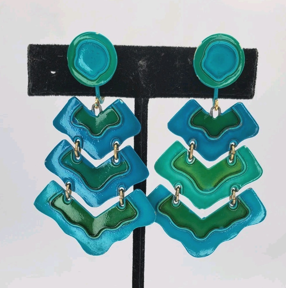Vintage Green Teal Clip Ons Chandelier Dangle Hippies Earrings MCM 2.5″ Vivid