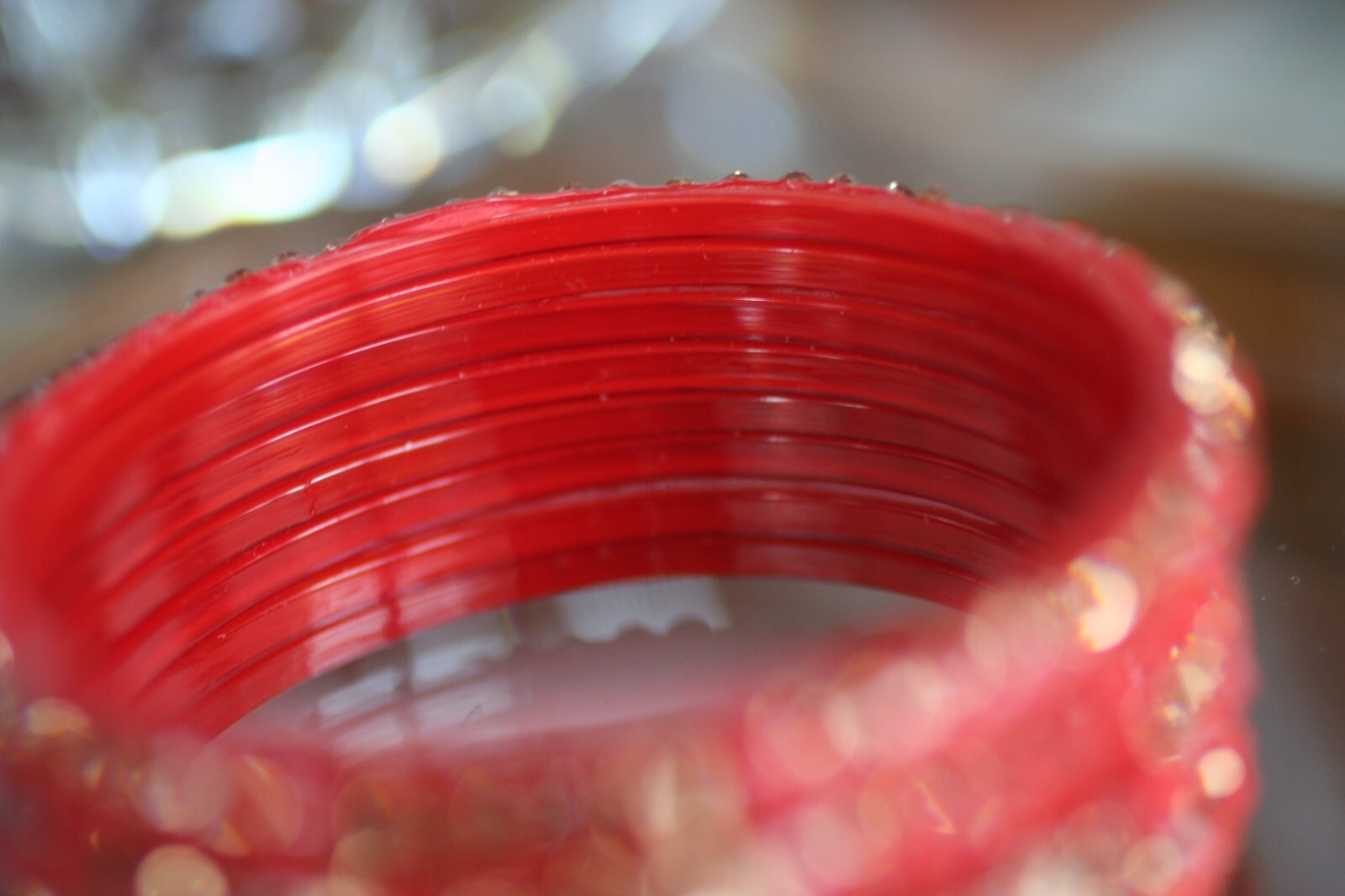 VINTAGE *FOUR RED BEADED PLASTIC BANGLES W/GOLD PIPING* VERY SMALL WRIST ONLY