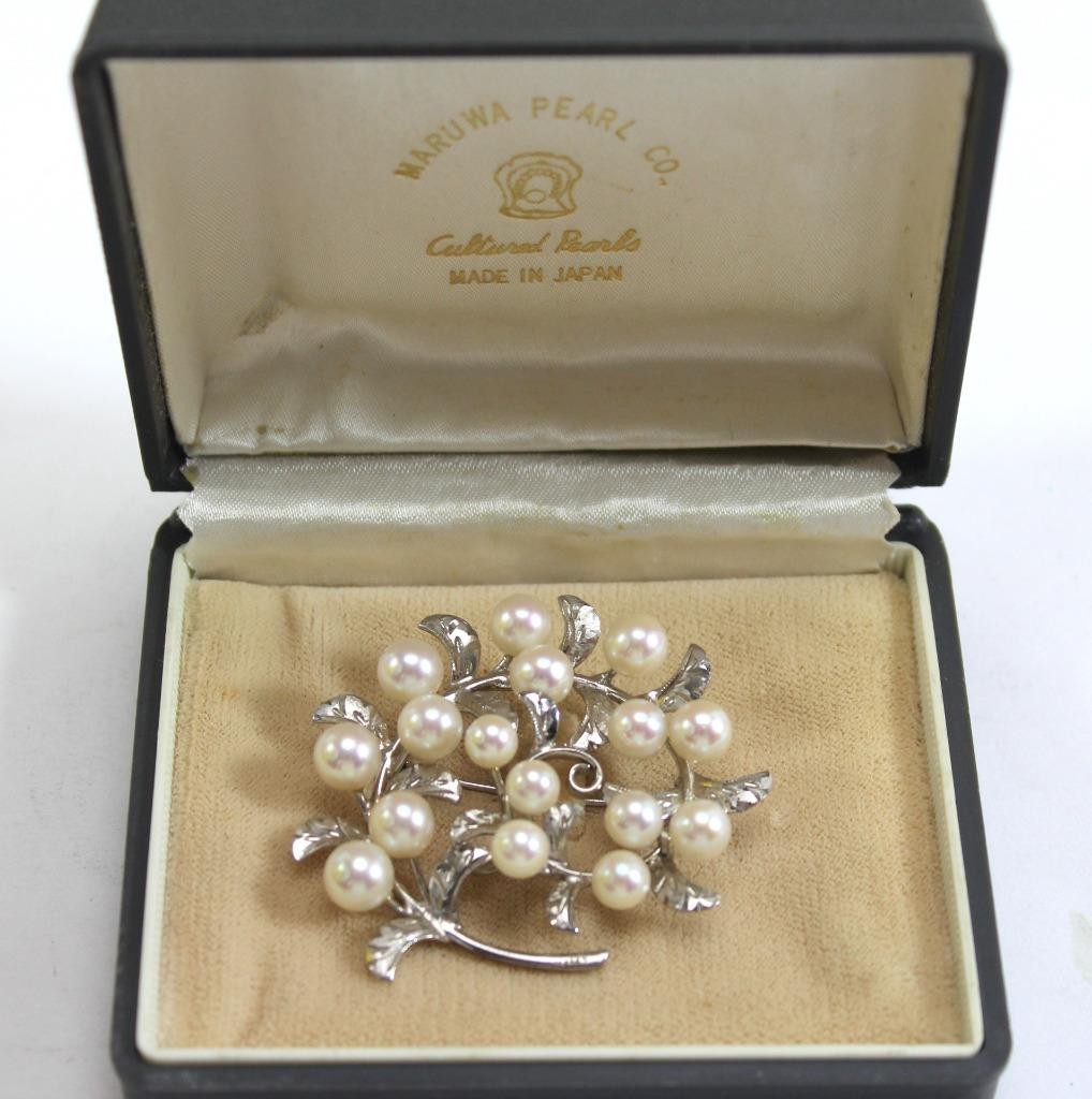 Maruwa Pearl Co. Silver Brooch w/ Cultured Pearls & Original Box