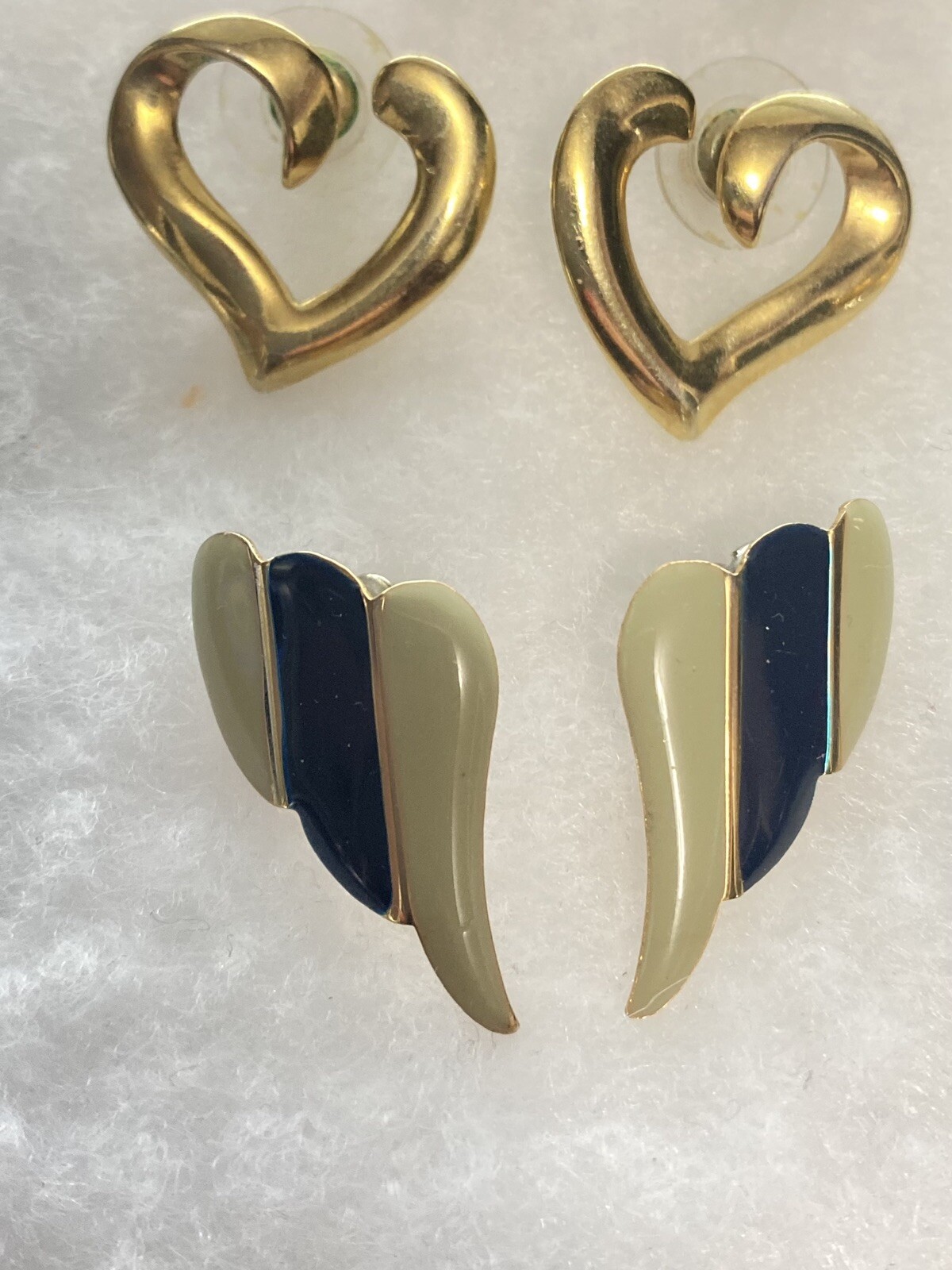Estate Find Assorted Lot Of Earrings X 12 Pr 1- WHITE STAG