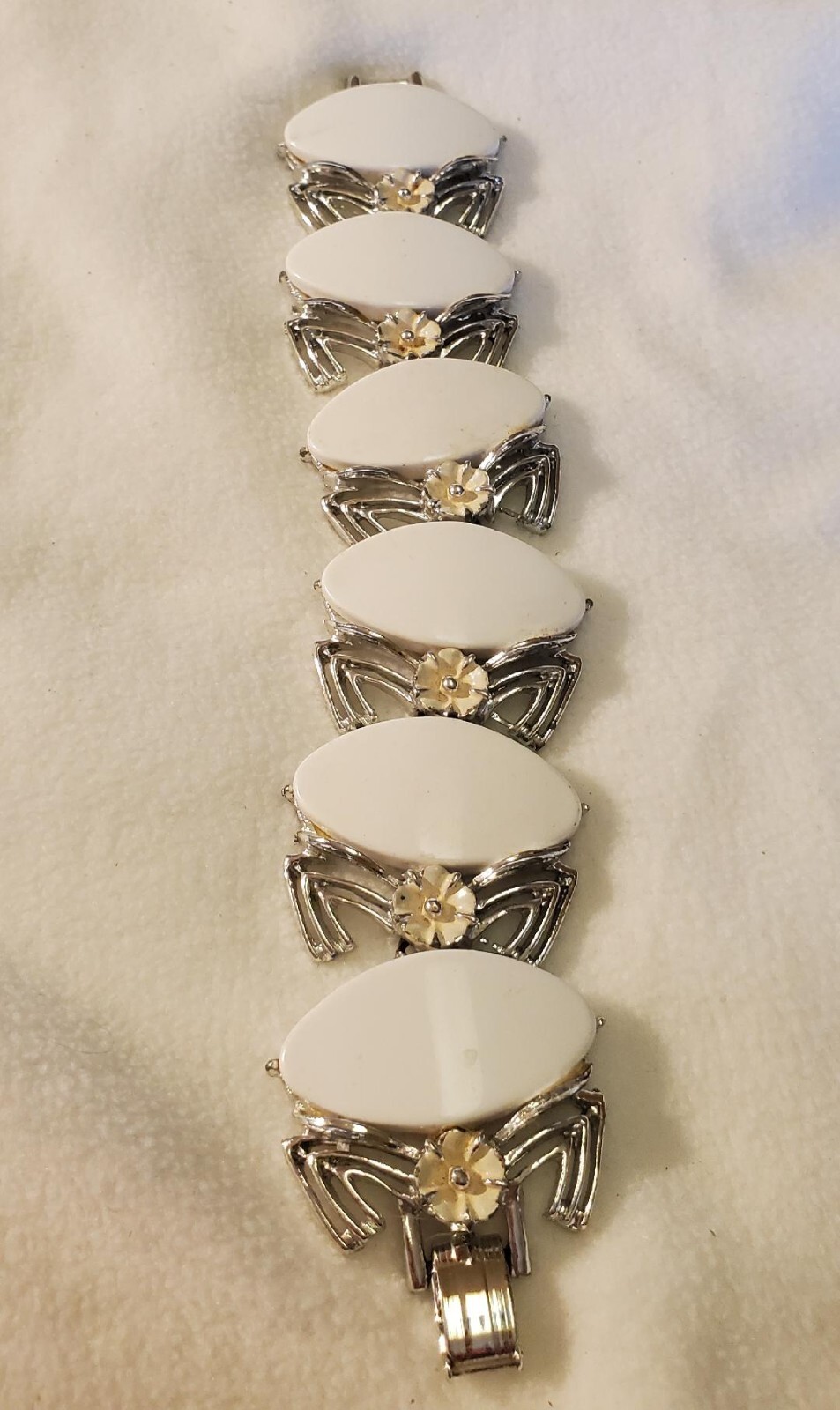 Vintage Thermoset Silver Tone With White Enamel Bracelet