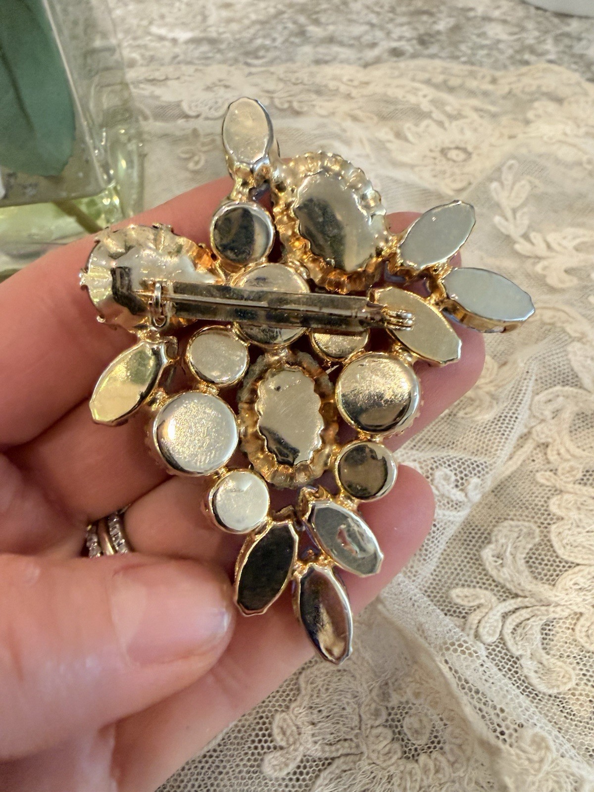 Juliana Style Brooch Pin Pink Red Purple Stones Rhinestone Gold Tone Vtg