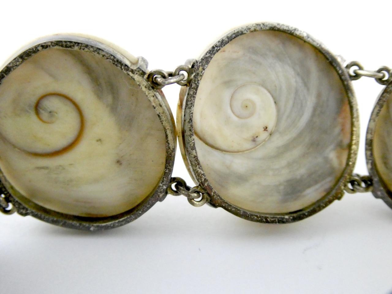 Vintage Operculum Snail Shell Panel Bracelet Unmarked Silver Toned Metal 7.25 In