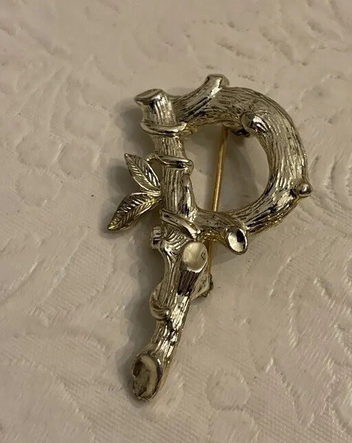 Vtg Brooch Sarah Coventry Initial Letter P Gold Tone Pin Branch Twig Leaf 2″