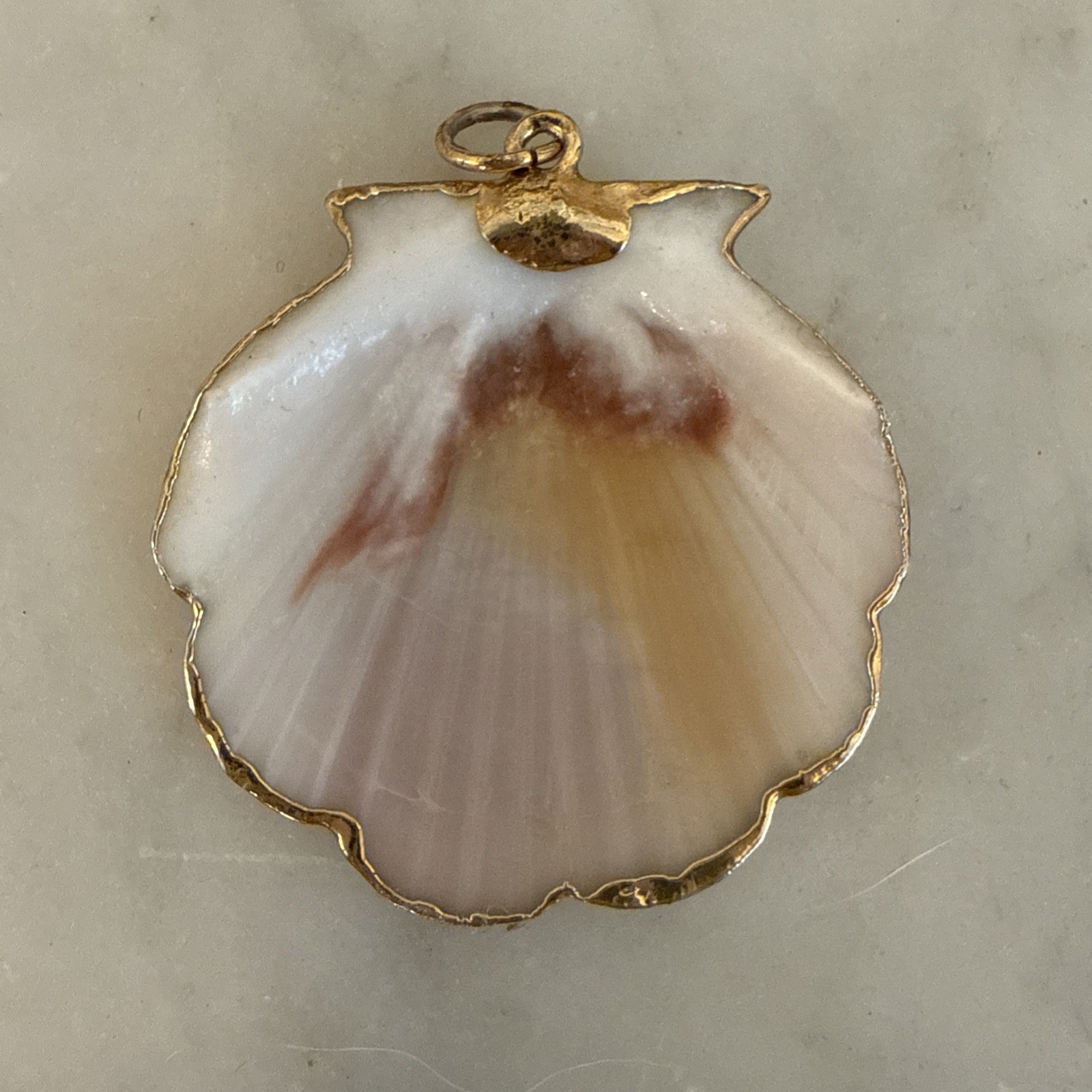 Vintage Pink And White Sea Shell Pendant Yellow Gold Rim