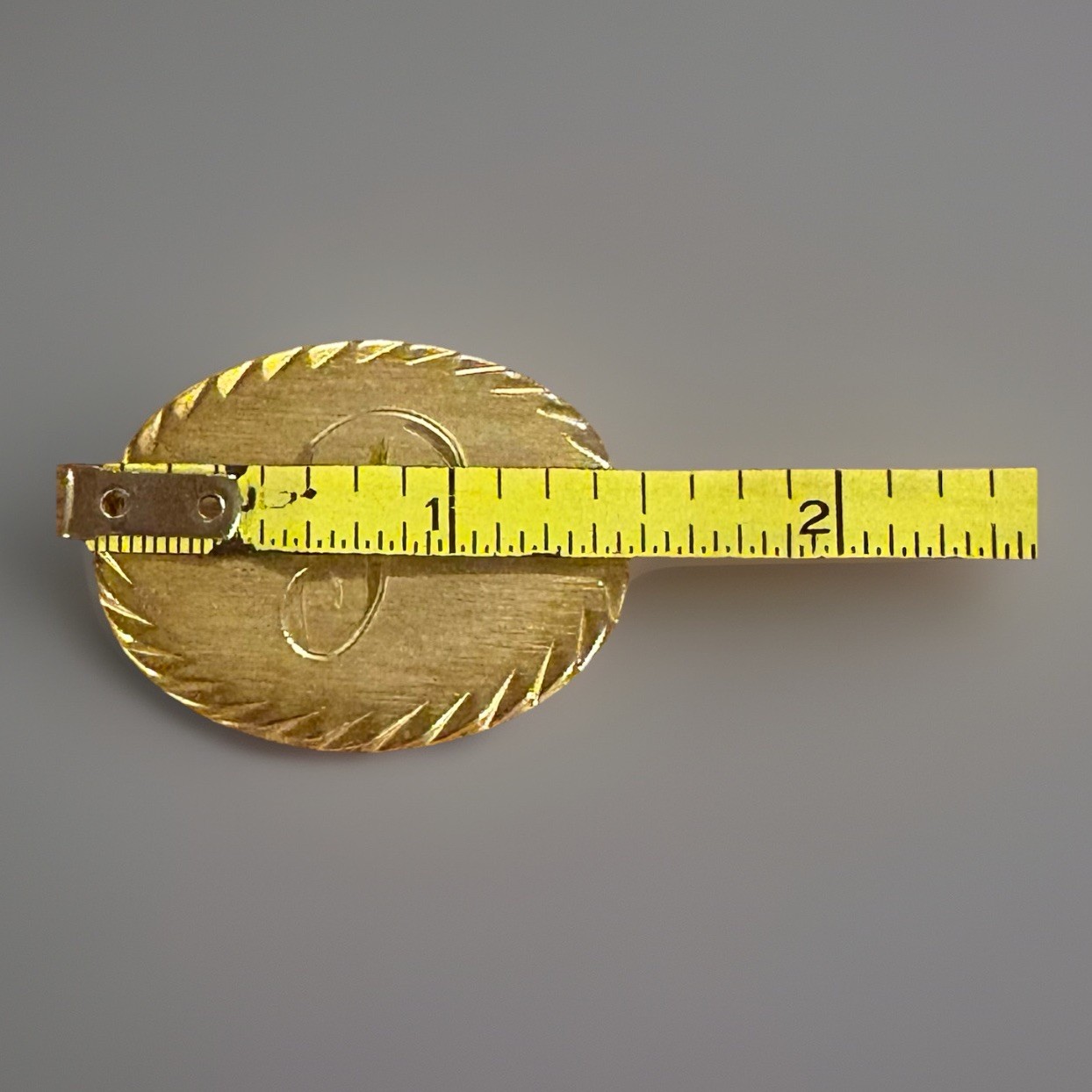 Vintage Monogram Letter “P” Gold Tone Textured Edge Brooch Pin