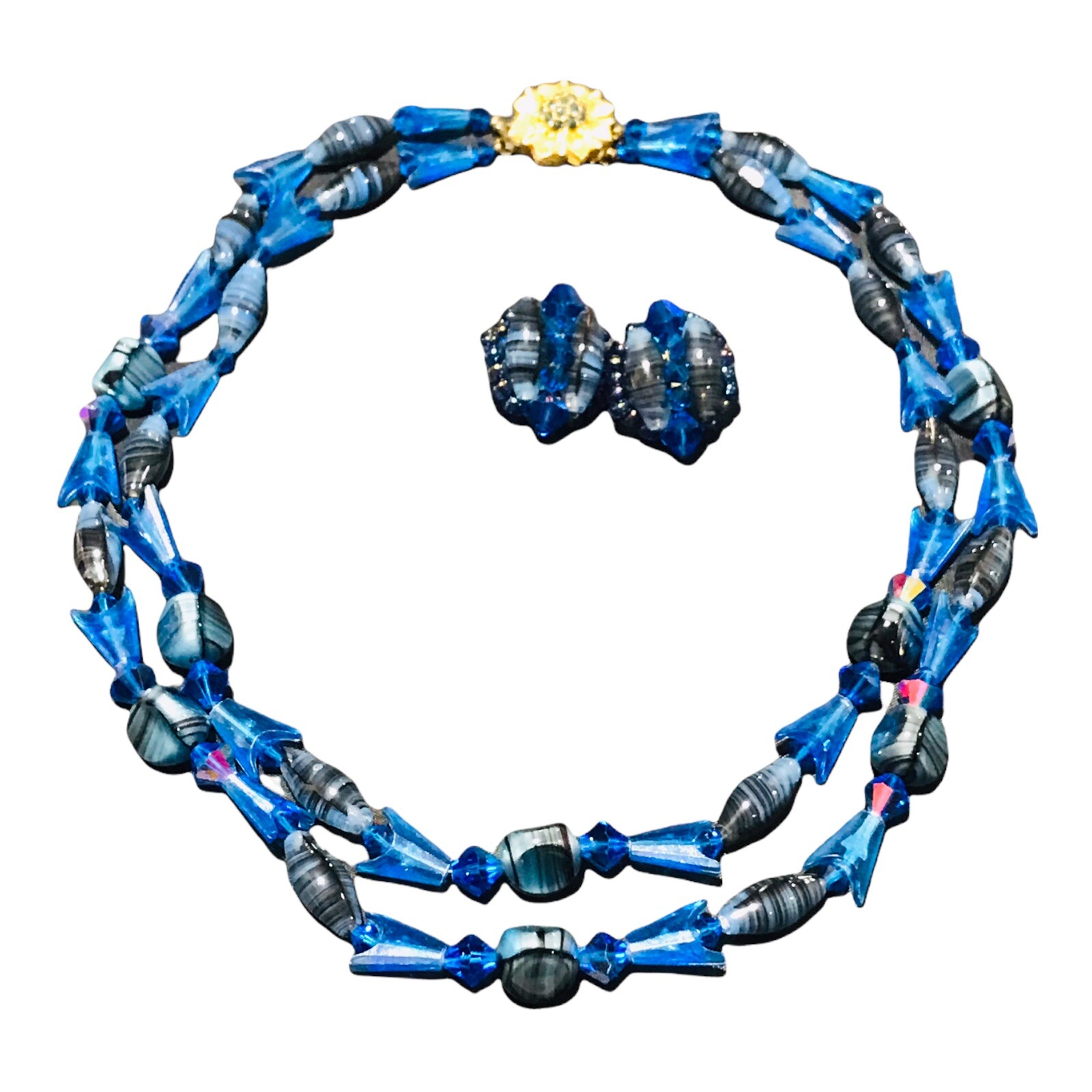 vintage blue glass art and beads necklace and clip on earrings 18”