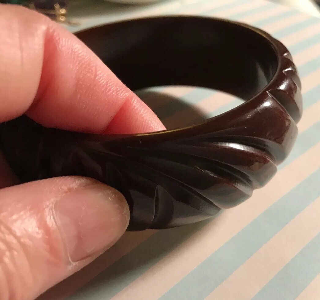 Vintage Bakelite Redish Brown Deep Carved Bracelet