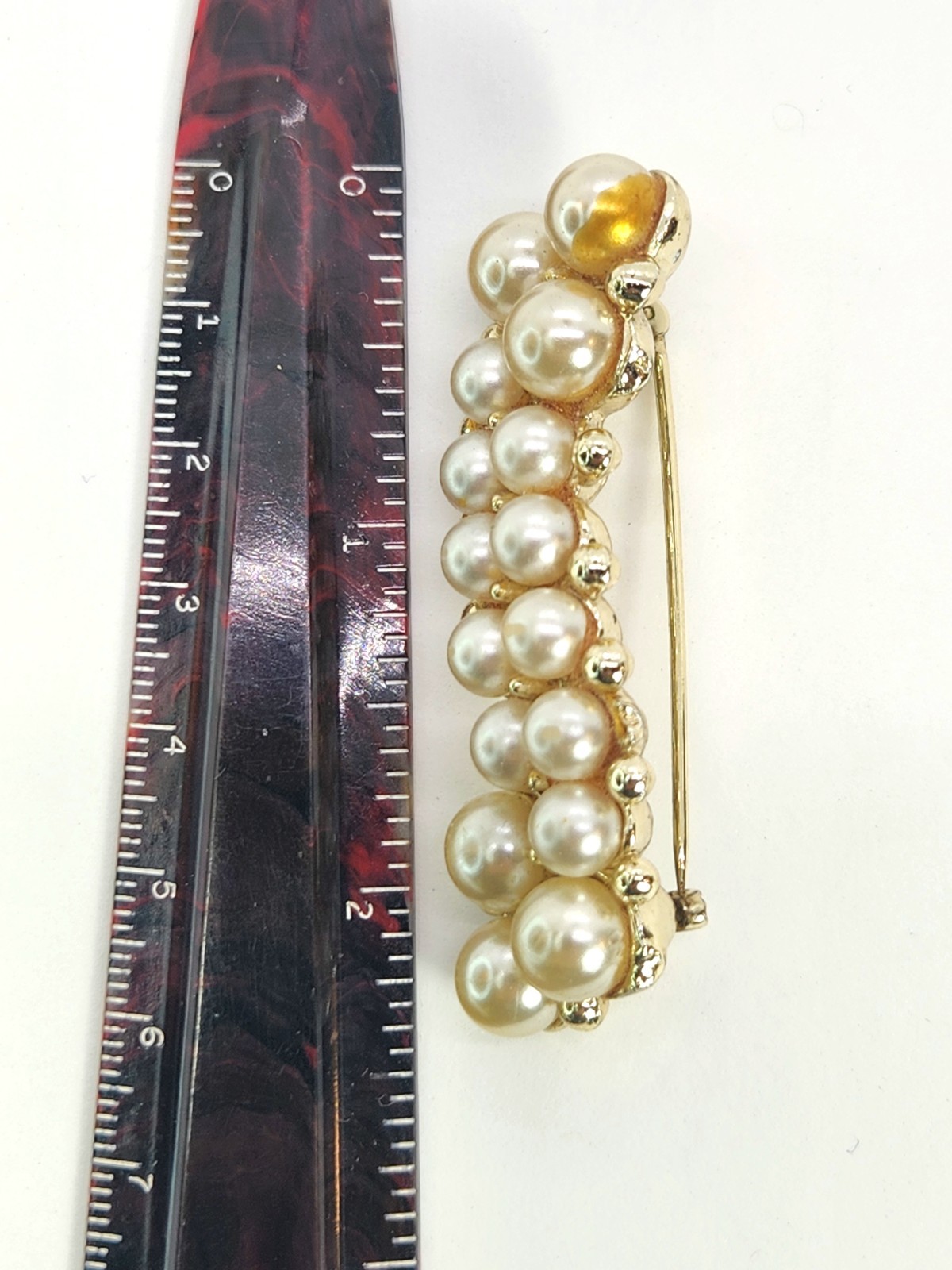 Vintage Brooch Lot Gold Tone Faux Pearls 3 brooches 2-2.5 Inches