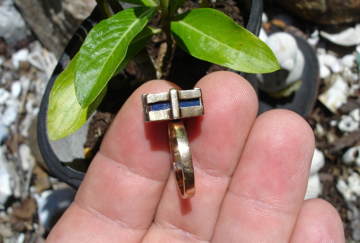 14K Gold Lapis Lazuli Signet Statement Ring Mid Century Deco two-tiered square 7