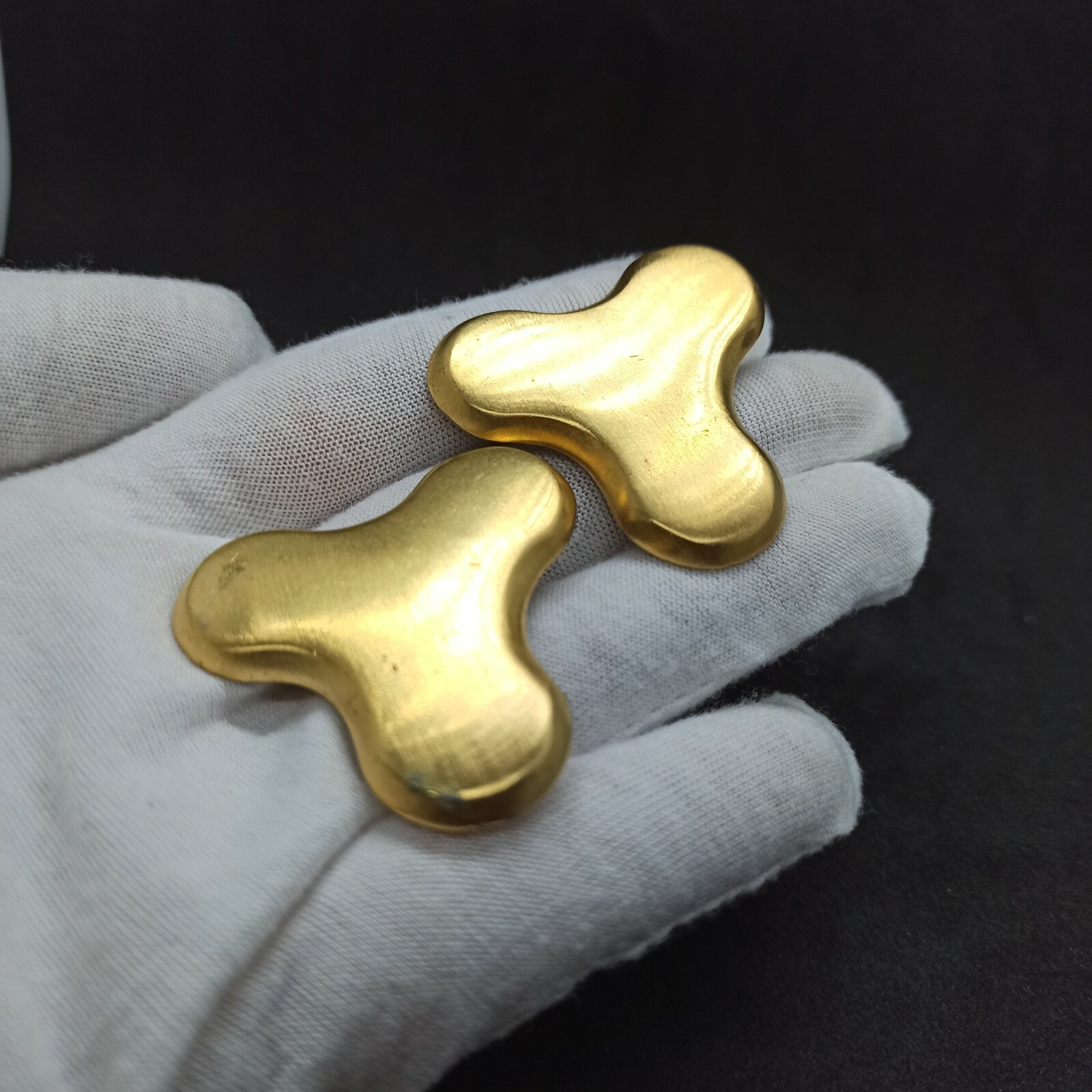 Authentic Vintage Signed REVERE Earrings Large Clover Gold Modernist Elegant
