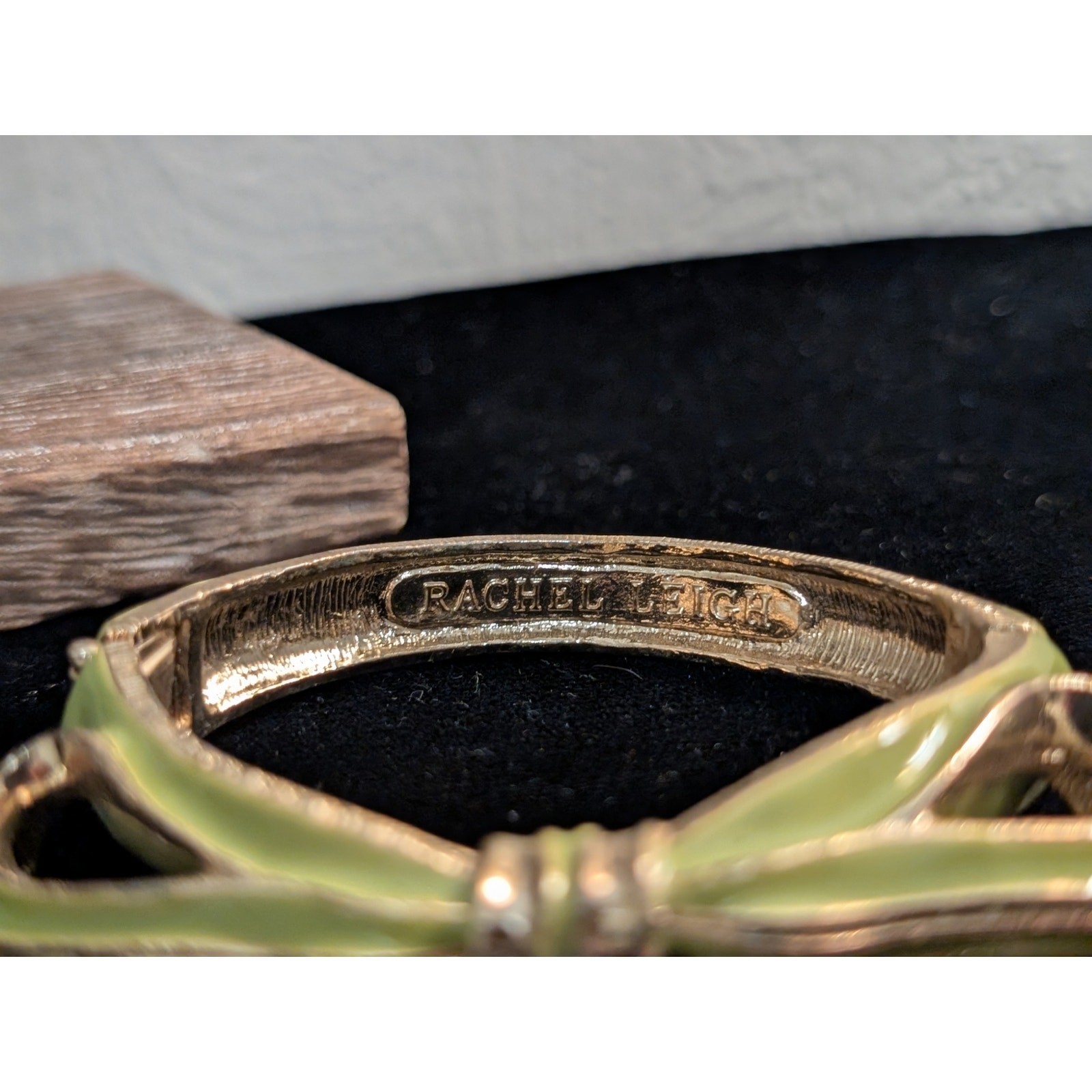Vintage Rachel Leigh Gunmetal Gray & Lime Green Enamel Gold Tone Hinge Bow Cuffs