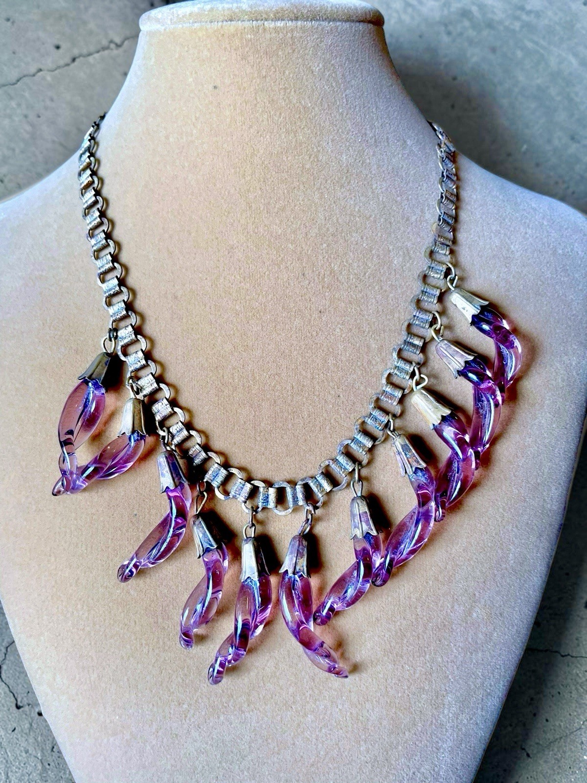 Victorian Book-link Chain Purple Twisted Czech Art Glass Festoon Bib Necklace