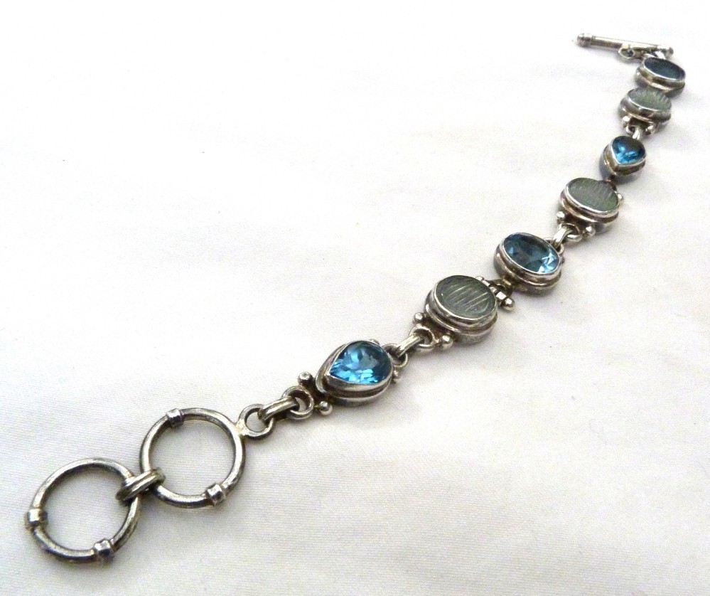 LARGE OVAL FACETED BLUE TOPAZ MELON CARVED QUARTZ STERLING SILVER BRACELET