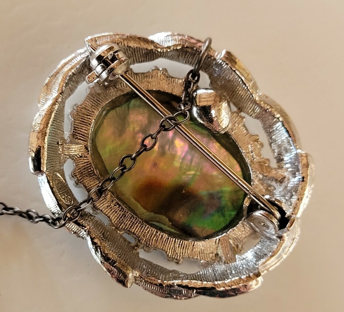 Vintage NZ 35mm Silver Tone Textured Paua Abalone Shell Brooch Pin 10 Grams