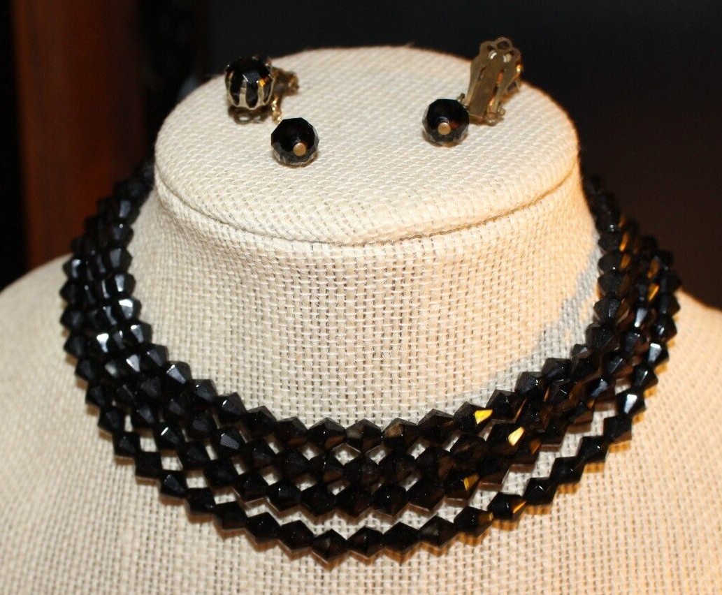 VTG OPERA LENGTH {50″} BLACK FACTETED GLASS BEAD NECKLACE+DANGLE CLIP EARRINGS